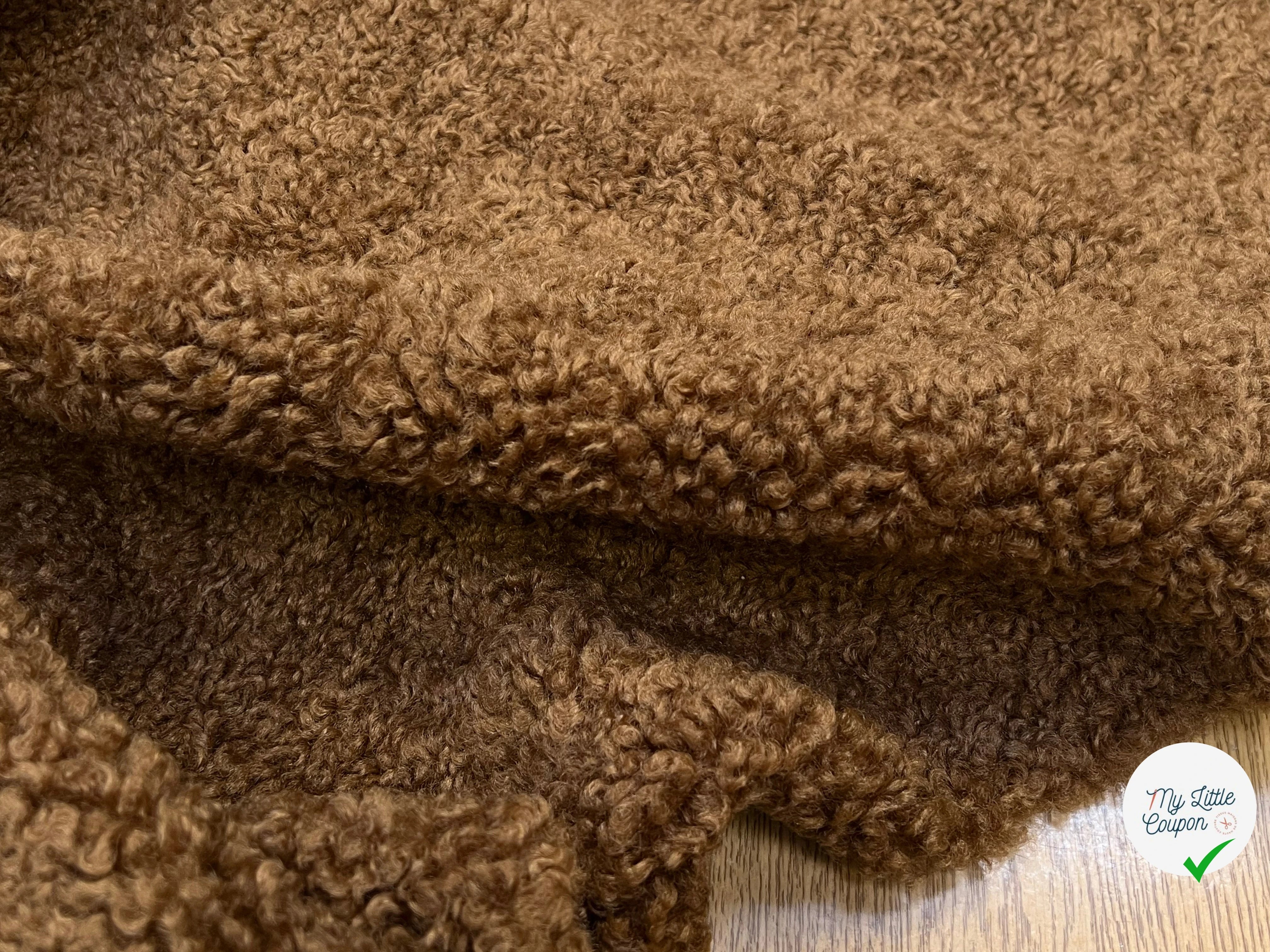 FOURRURE MOUTON MARRON FONCÉ 160CM - My Little Coupon