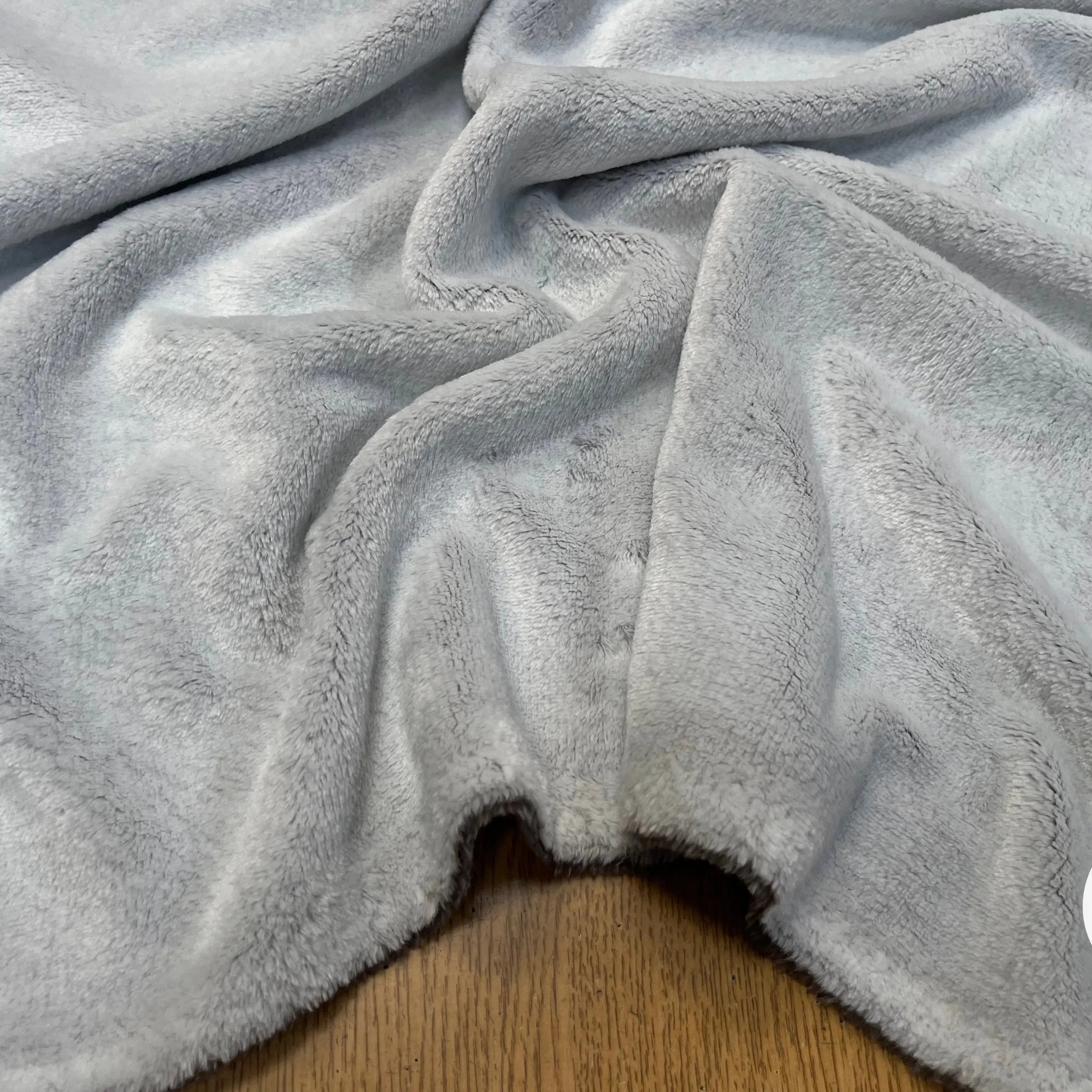 FOURRURE TOUTE DOUCE DOUBLE FACE SNOW TAUPE OEKO TEX MADE IN FRANCE - My Little Coupon