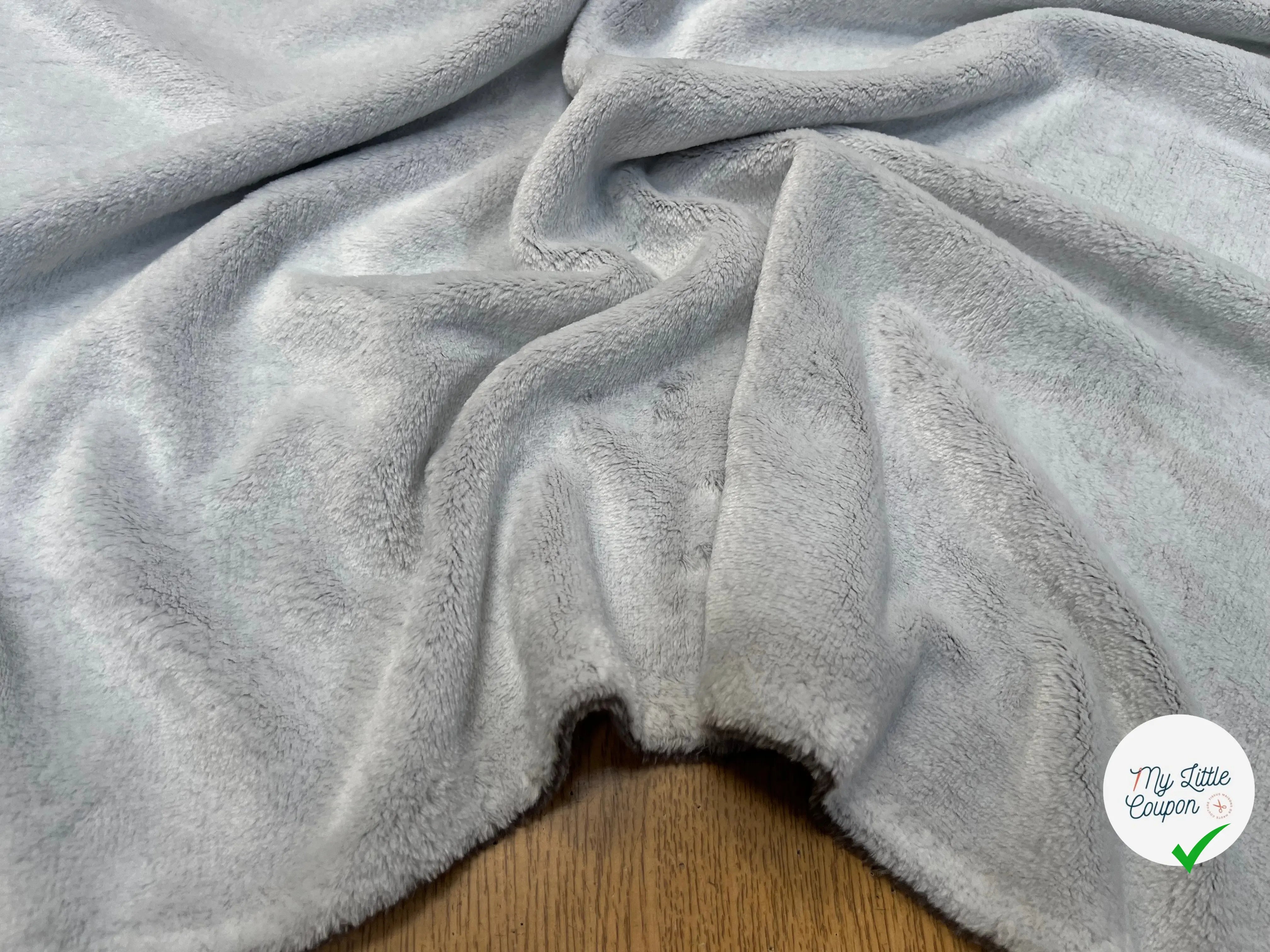 FOURRURE TOUTE DOUCE DOUBLE FACE SNOW TAUPE OEKO TEX MADE IN FRANCE - My Little Coupon