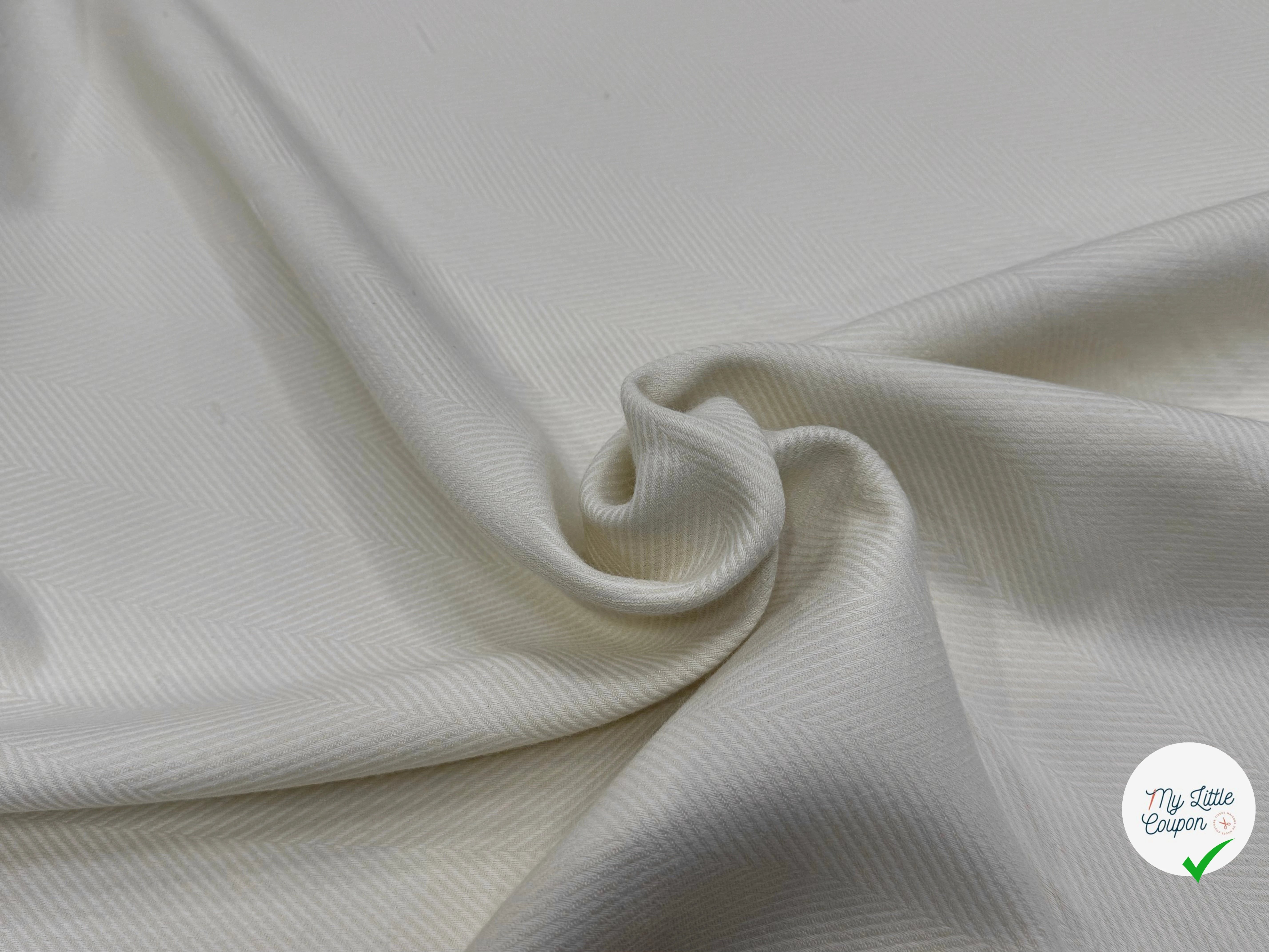 GABARDINE CHEVRON POLYVISCOSE LOURDE BLANC CASSÉ 30% VISCOSE - My Little Coupon
