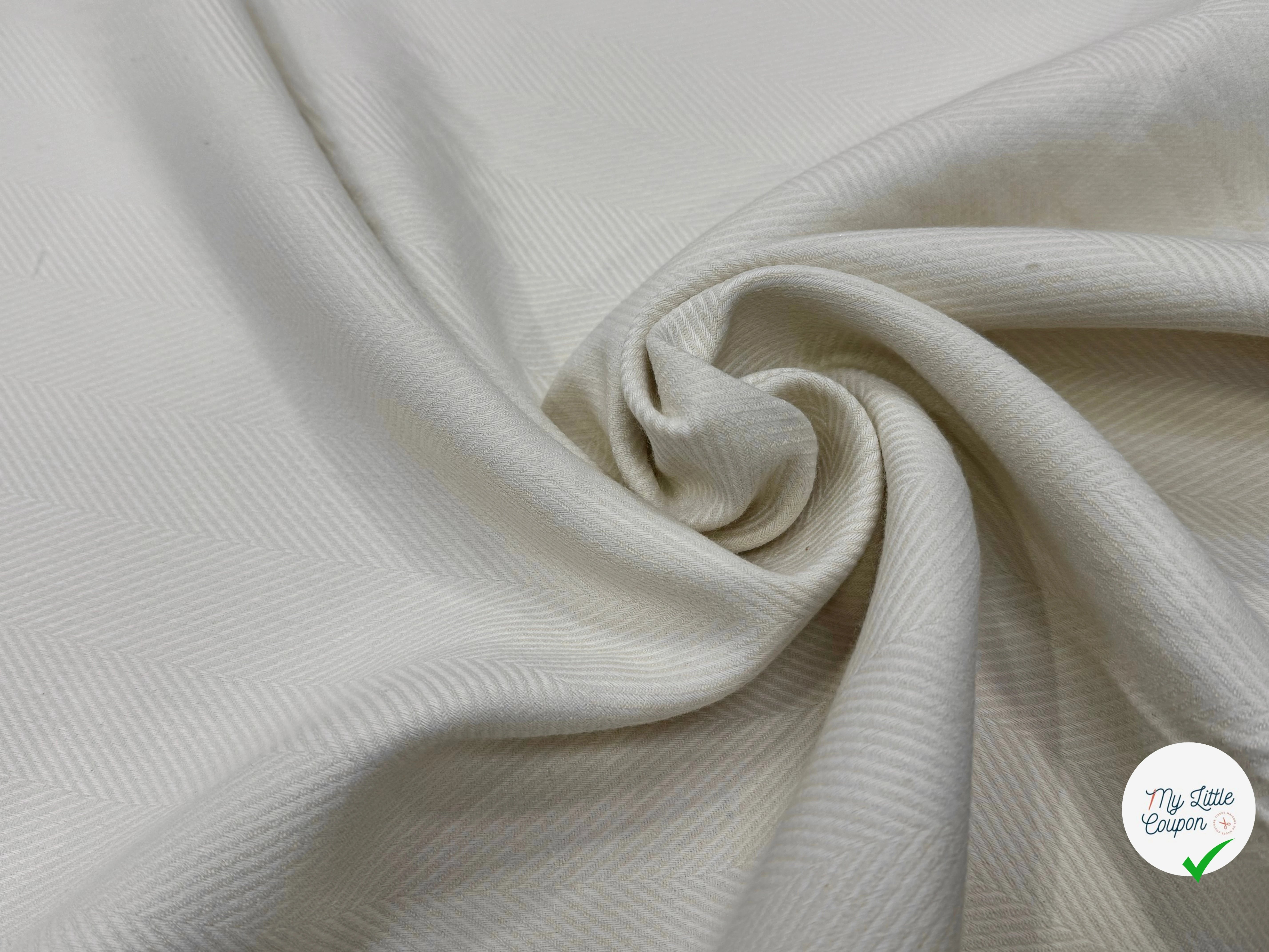 GABARDINE CHEVRON POLYVISCOSE LOURDE BLANC CASSÉ 30% VISCOSE - My Little Coupon