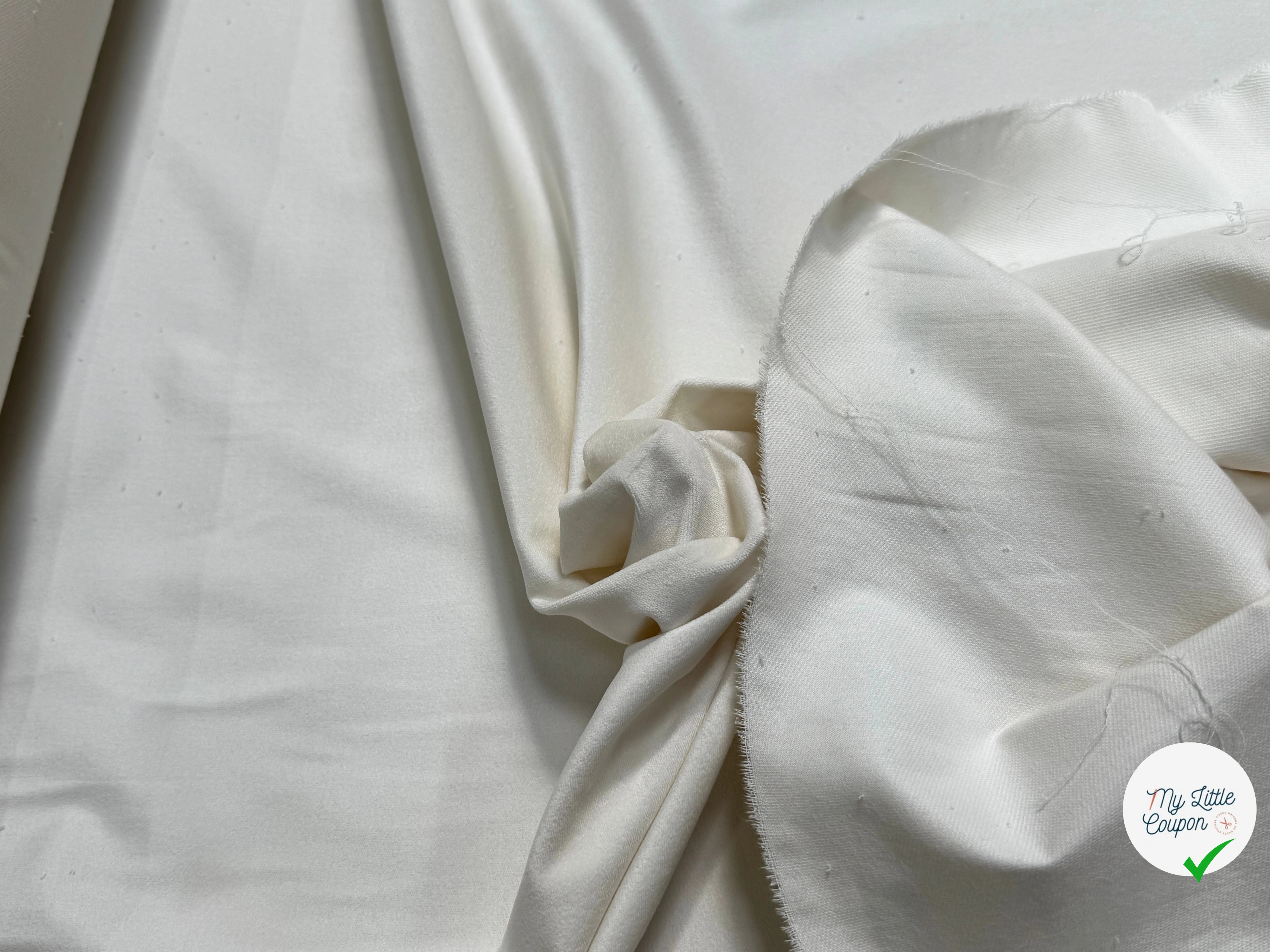 GABARDINE COTON GRATÉE ENVERS PEACHSKIN STRETCH BLANC CASSÉ - My Little Coupon