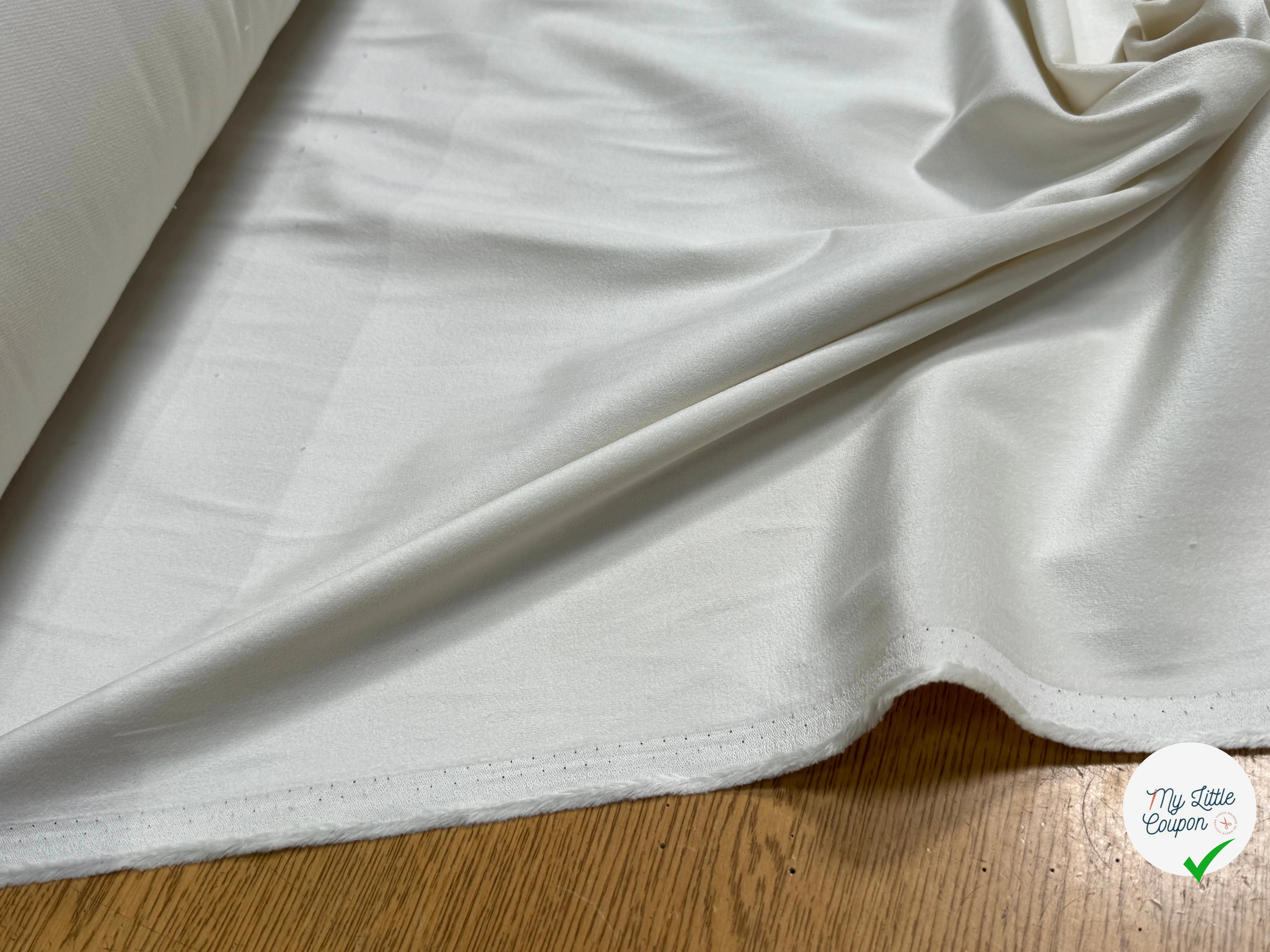 GABARDINE COTON GRATÉE ENVERS PEACHSKIN STRETCH BLANC CASSÉ - My Little Coupon