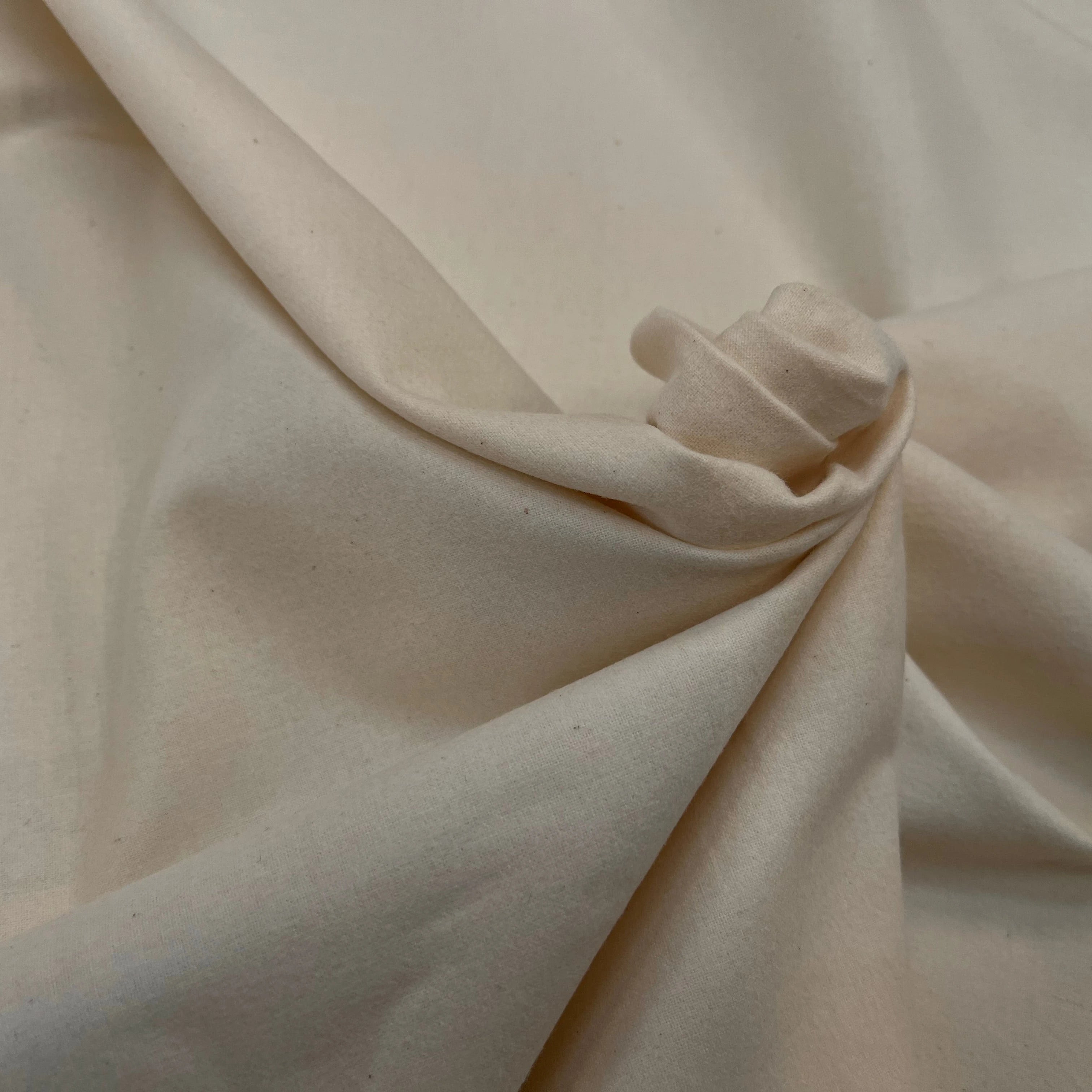 GABARDINE DE COTON DUVETEUX ÉCRU TOUT DOUX - My Little Coupon