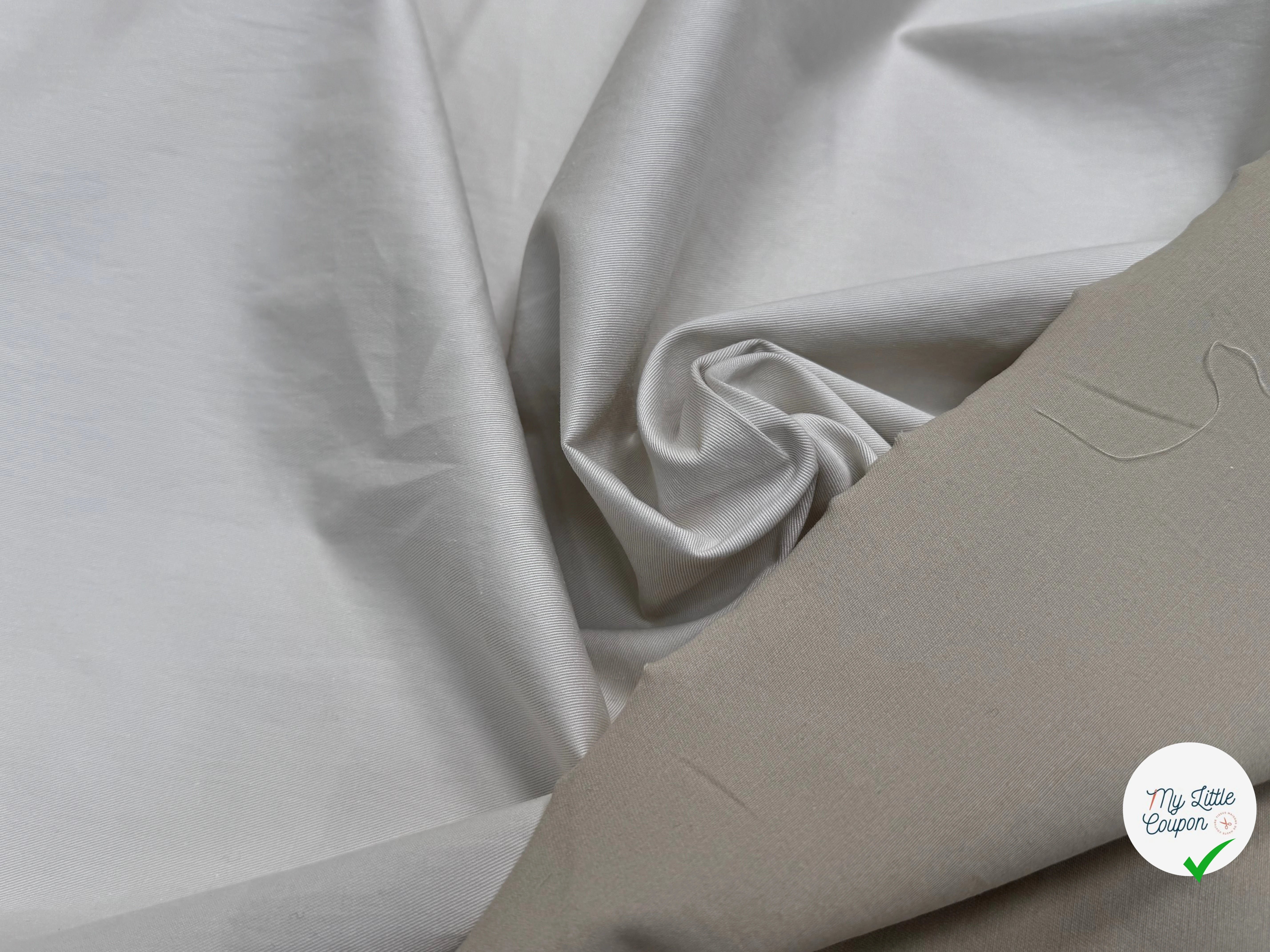 GABARDINE DE COTON FIN FINEMENT SERGÉE ET LÉGÈREMENT STRETCH CRAIE - My Little Coupon