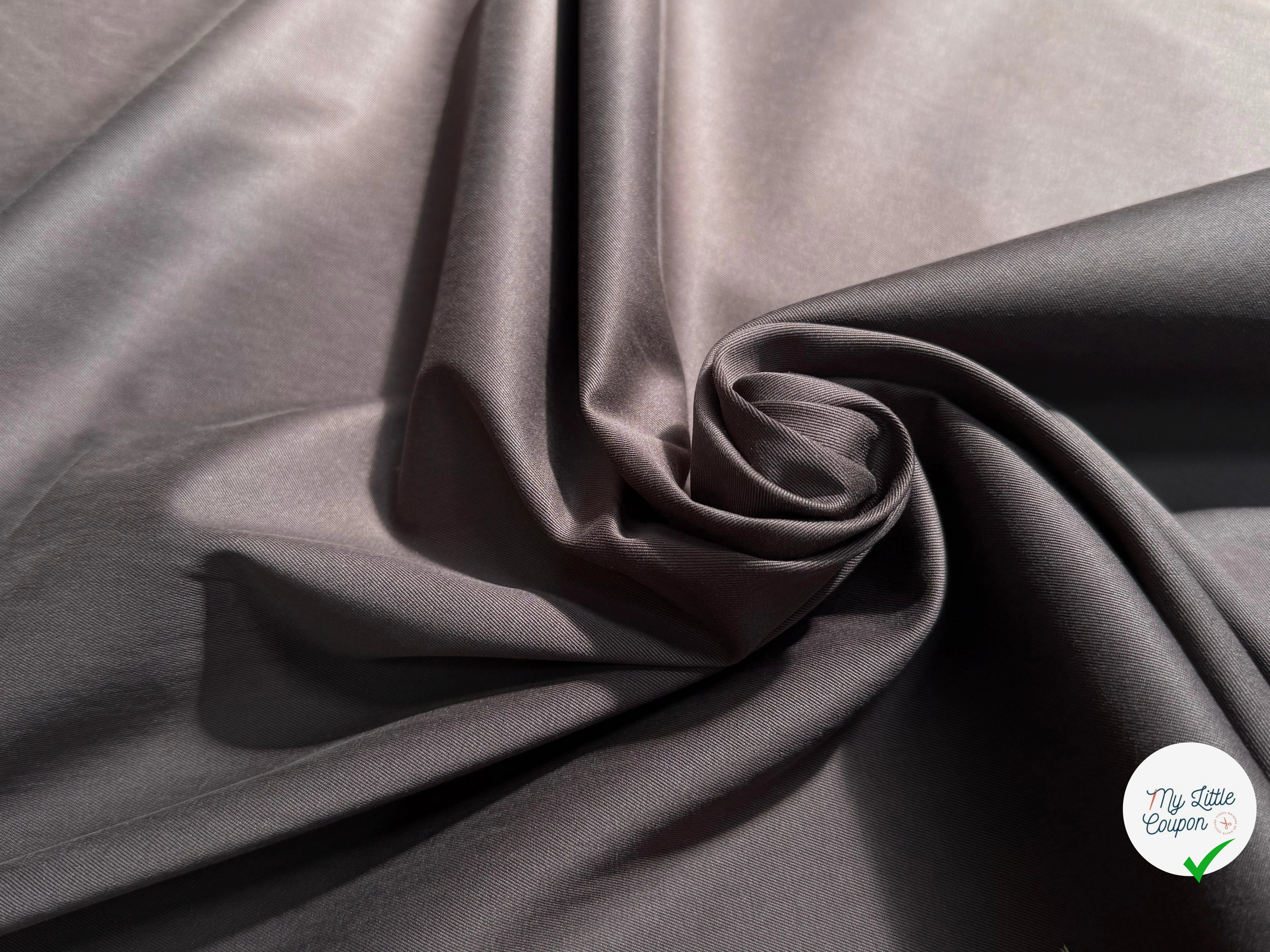 GABARDINE DE COTON FINE LÉGÈREMENT STRIÉE MARRON FONCÉ QUALITÉ COUTURE - My Little Coupon