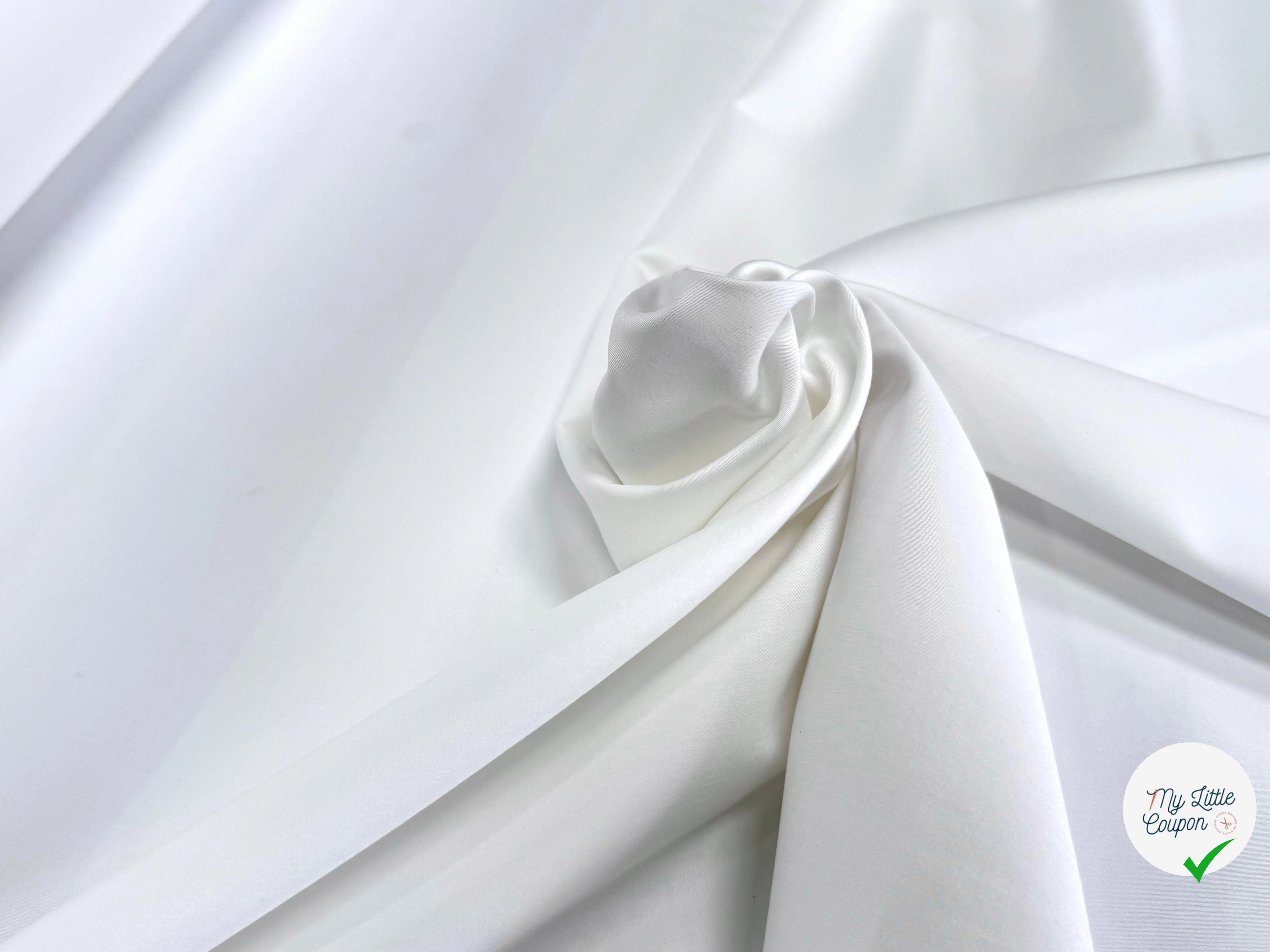 GABARDINE DE COTON FINE STRETCH BLANC OPTIQUE TRÈS BELLE AVEC ÉFFET GRATTÉ - My Little Coupon