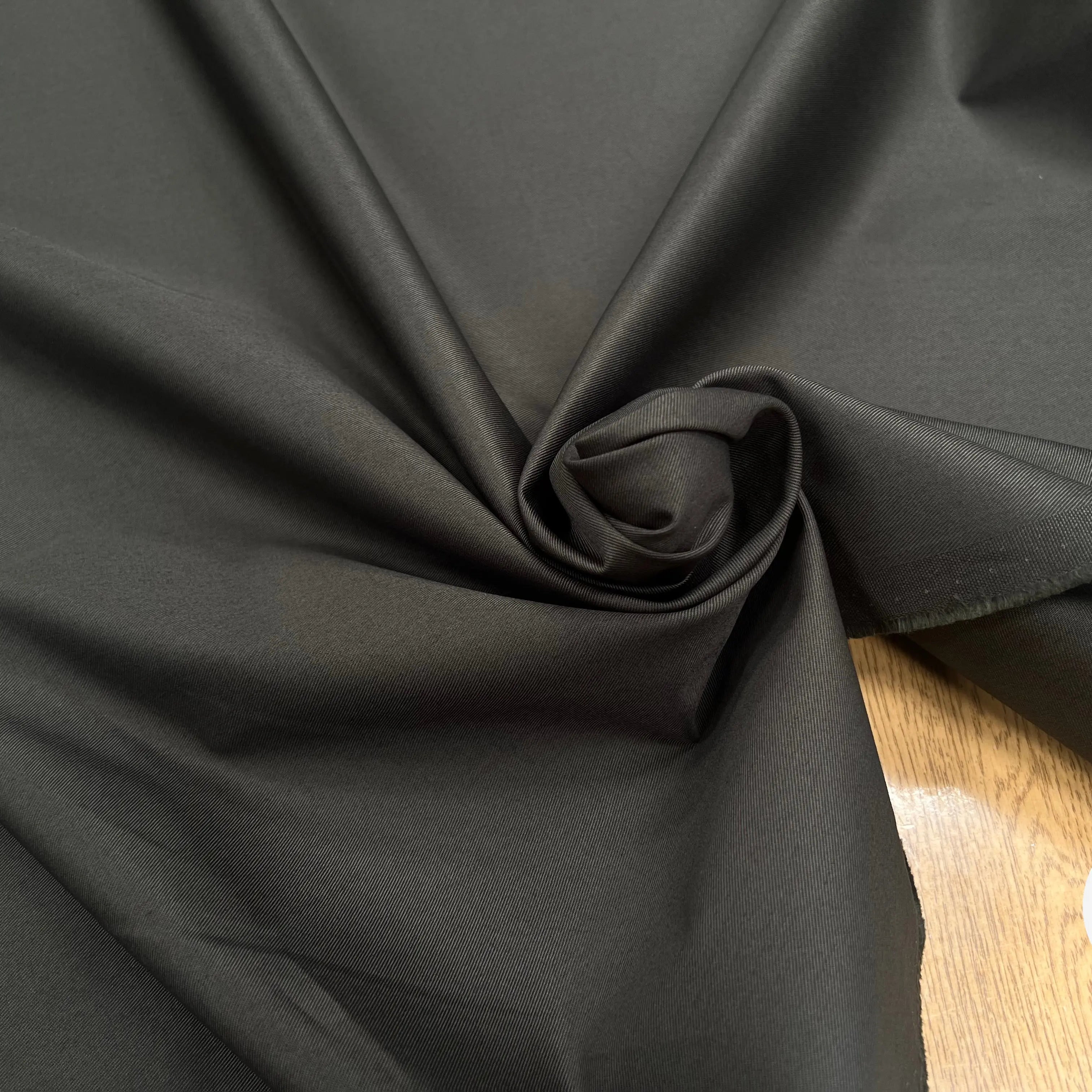 GABARDINE DE COTON FINEMENT SERGÉE KHAKI SUBLIME - My Little Coupon