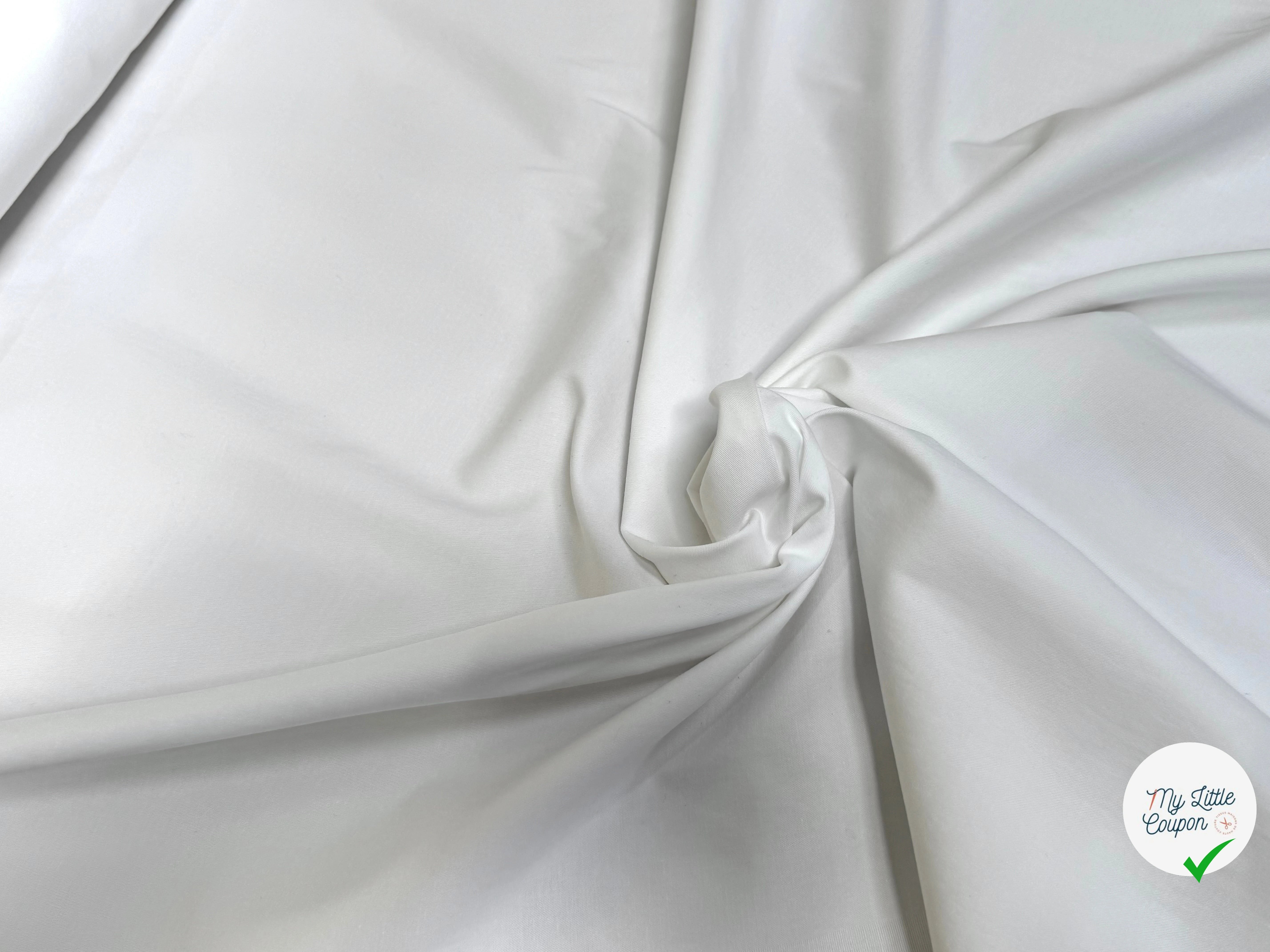 GABARDINE DE COTON FINEMENT SERGÉE STRETCH BLANC FINESSE - My Little Coupon