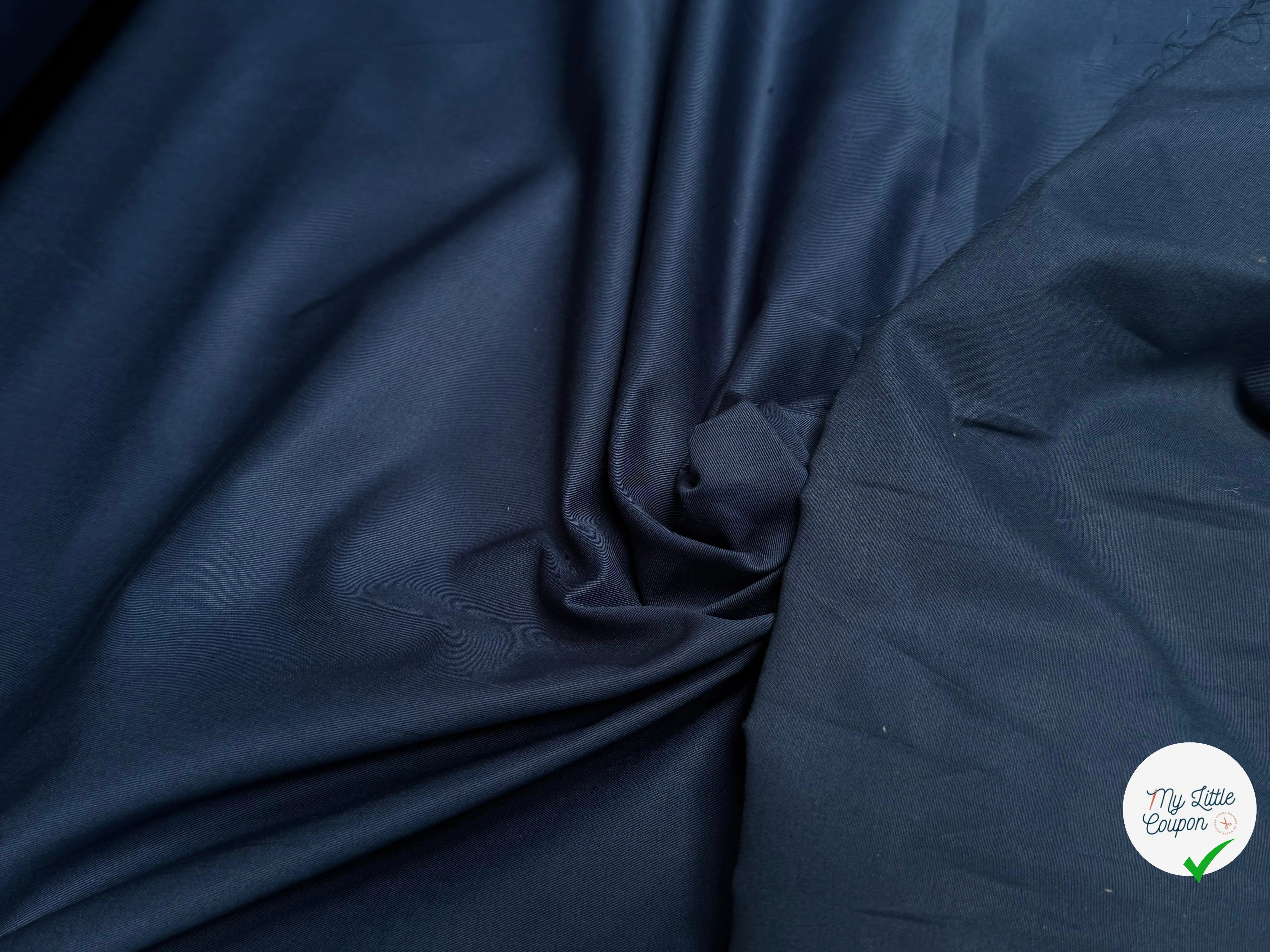 GABARDINE DE COTON INDIGO LÉGÈREMENT STRIÉE QUALITÉ COUTURE - My Little Coupon