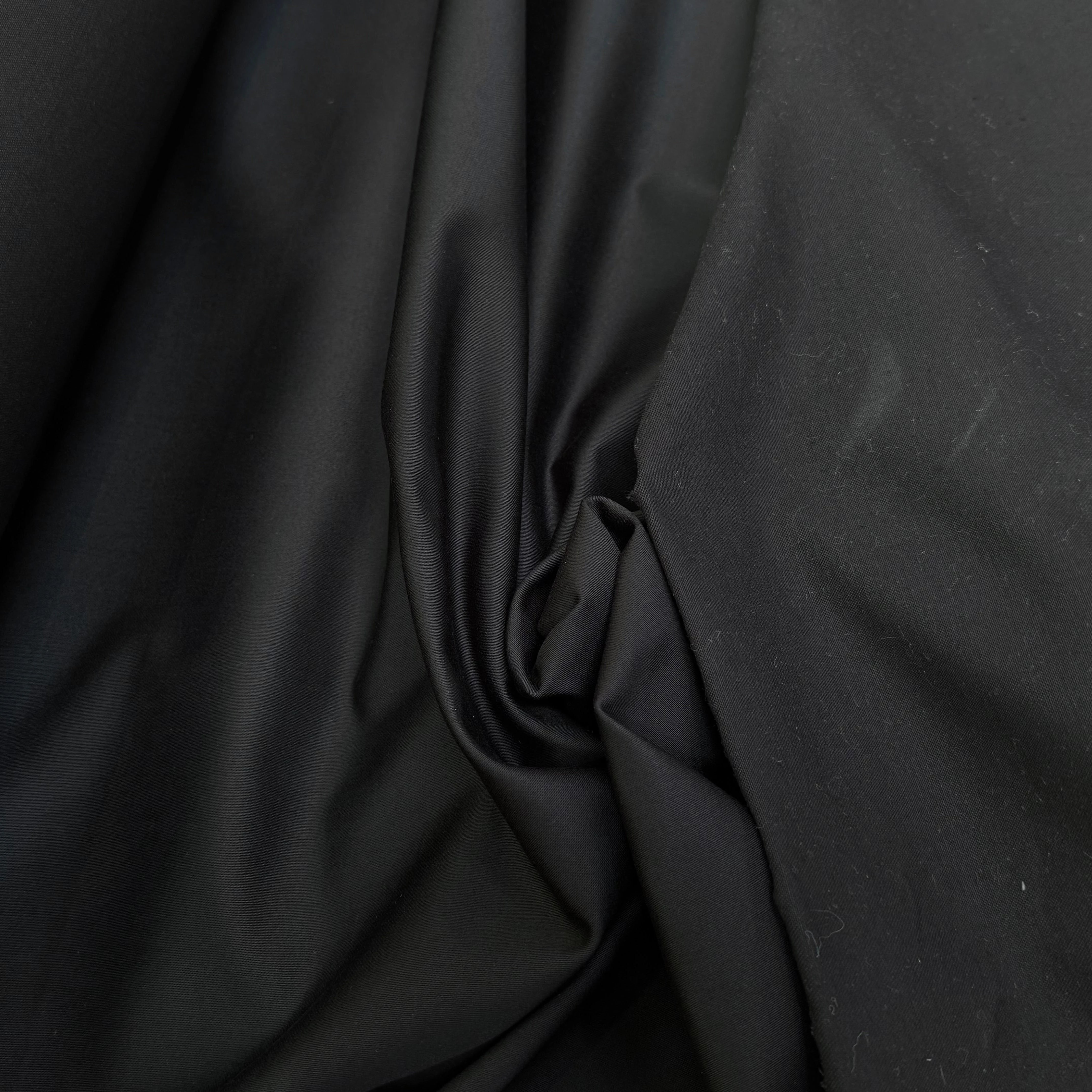 GABARDINE DE COTON LOURDE SATINÉE TENUE REMARQUABLE NOIR - My Little Coupon