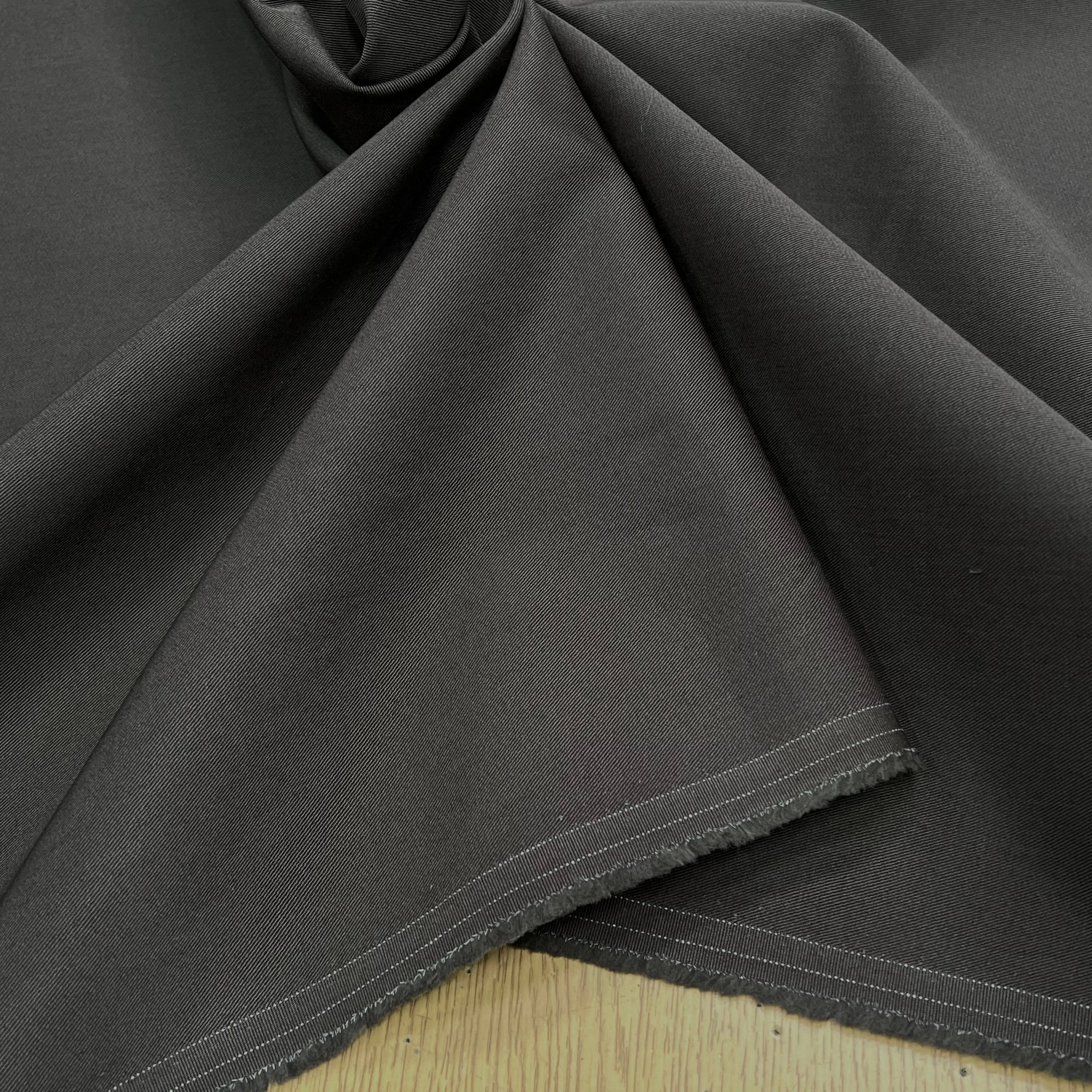 GABARDINE DE COTON LOURDE STRETCH GRIS KAKI - My Little Coupon