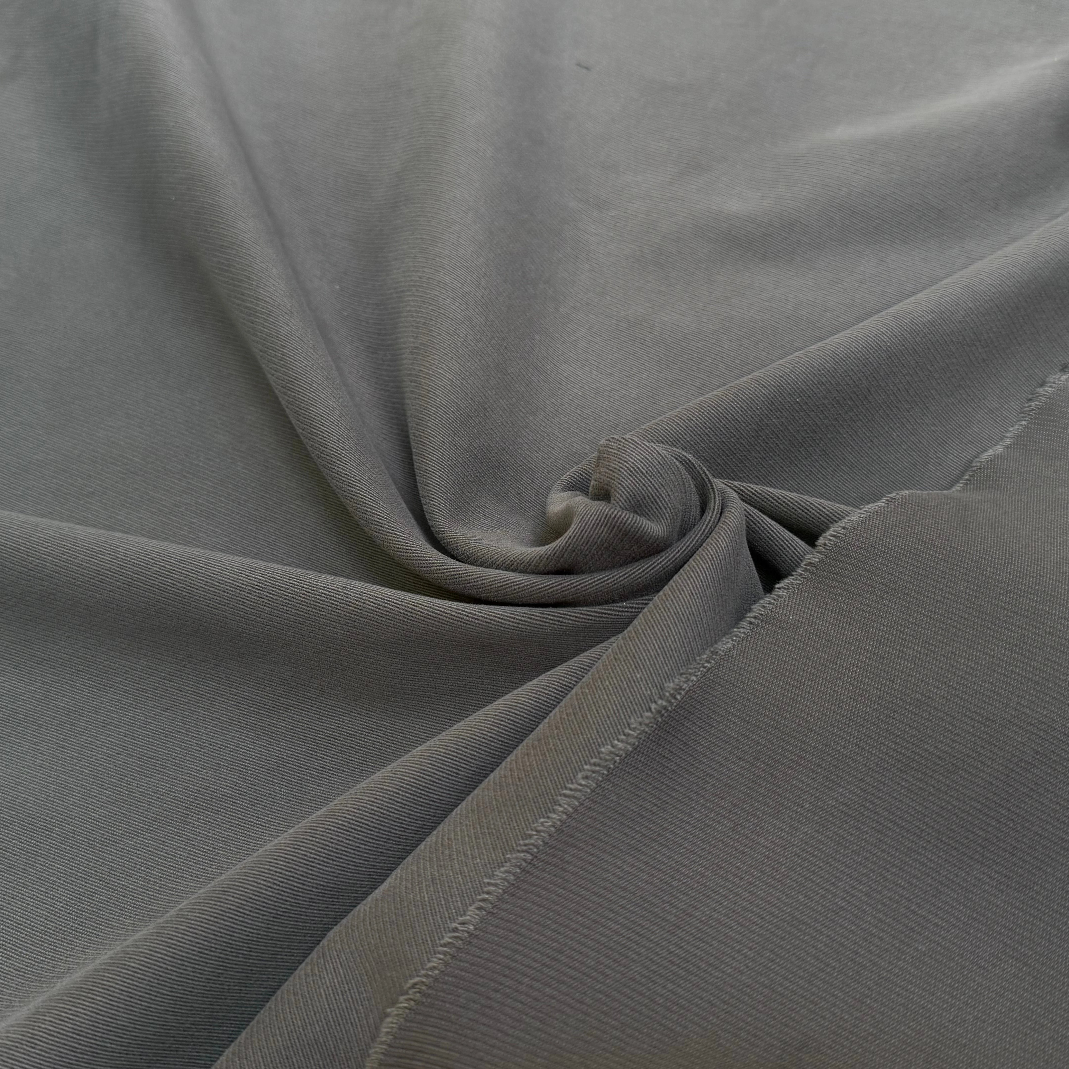 GABARDINE DE COTON LOURDE STRIÉE GRIS FONCÉ JAPAN - My Little Coupon