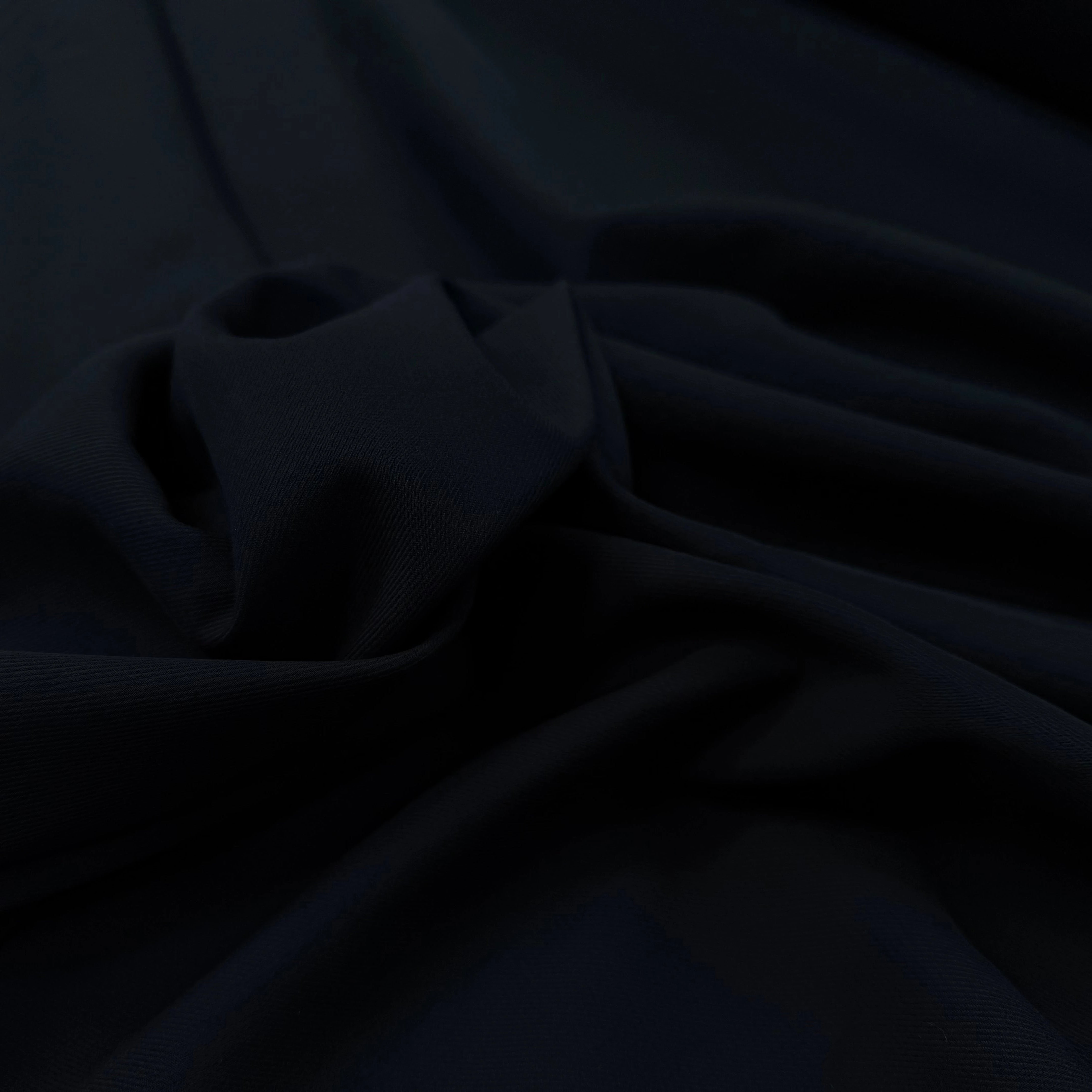 GABARDINE DE COTON NOIR ITALIE LAIZE 153CM - My Little Coupon