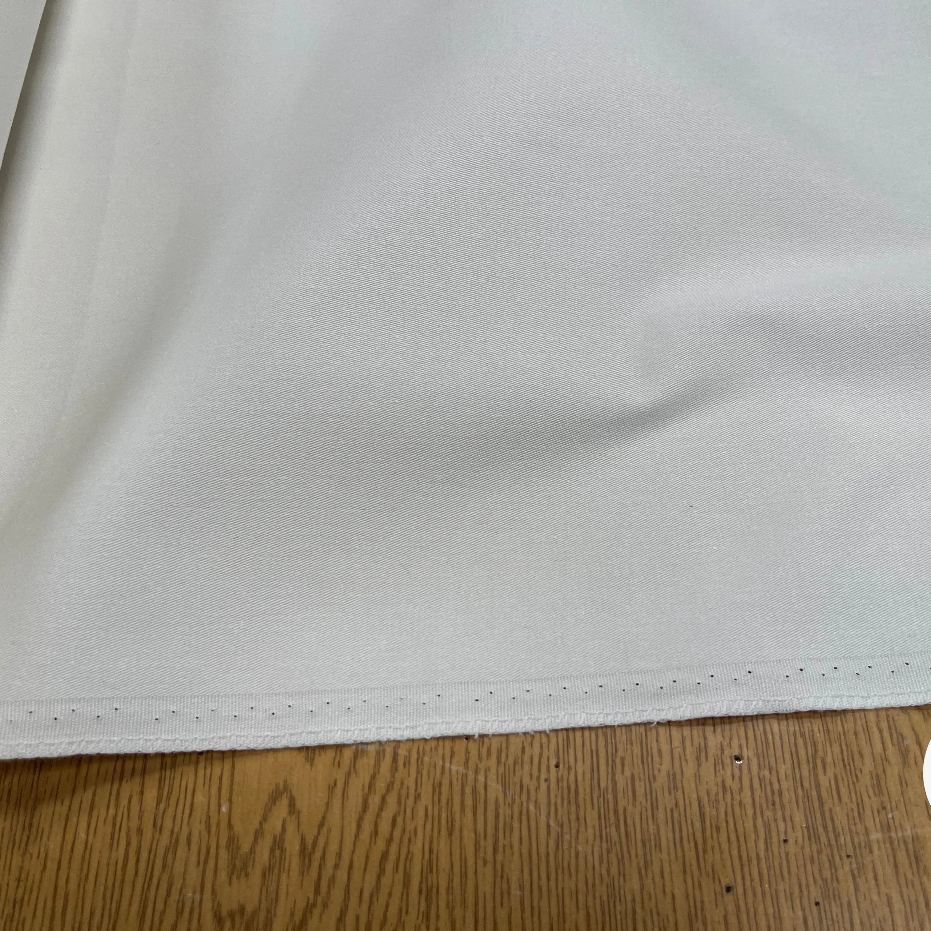 GABARDINE DE COTON STRECH BLANC CASSÉ - My Little Coupon