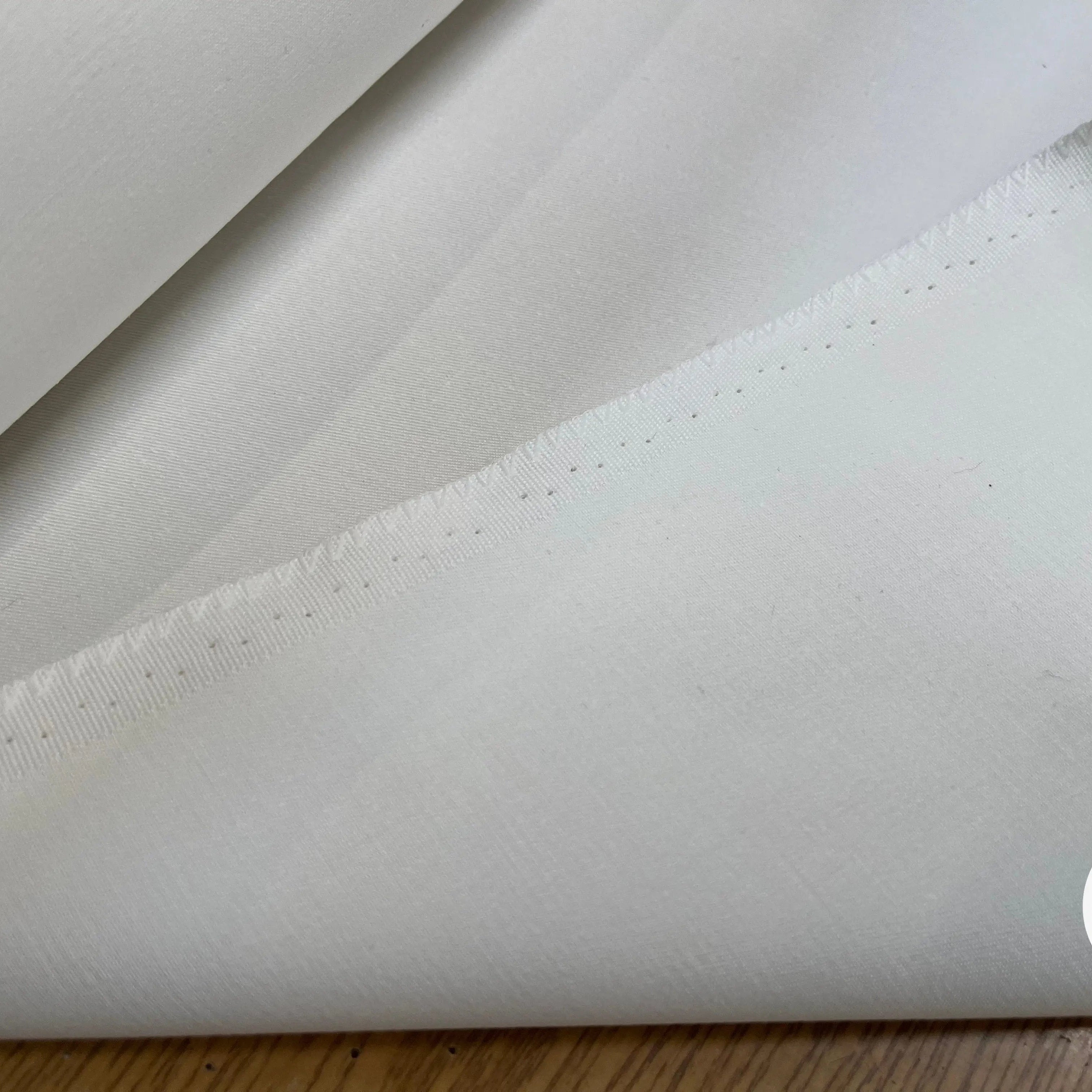 GABARDINE DE COTON STRECH BLANC CASSÉ - My Little Coupon