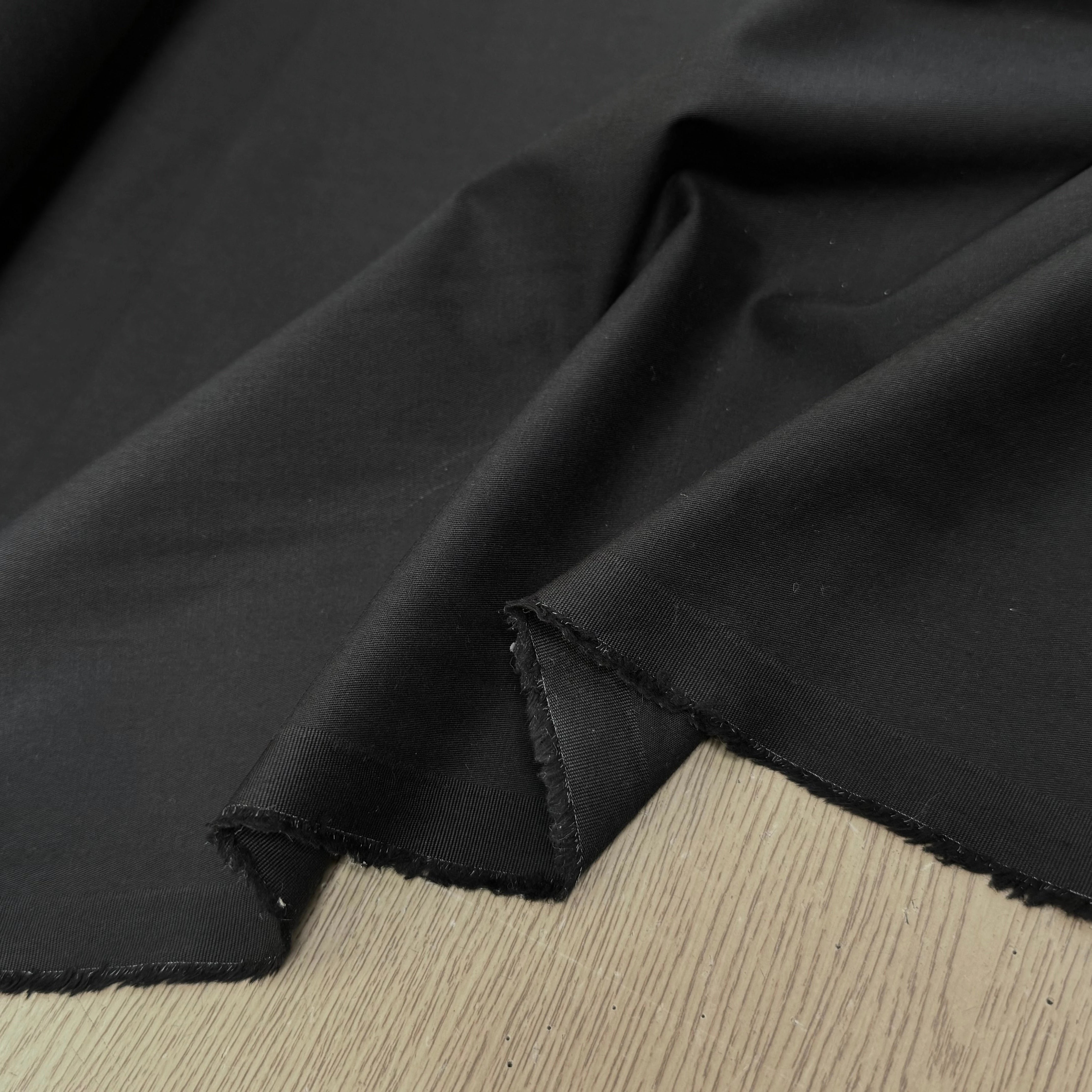 GABARDINE DE COTON STRETCH NOIR QUALITÉ COUTURE - My Little Coupon