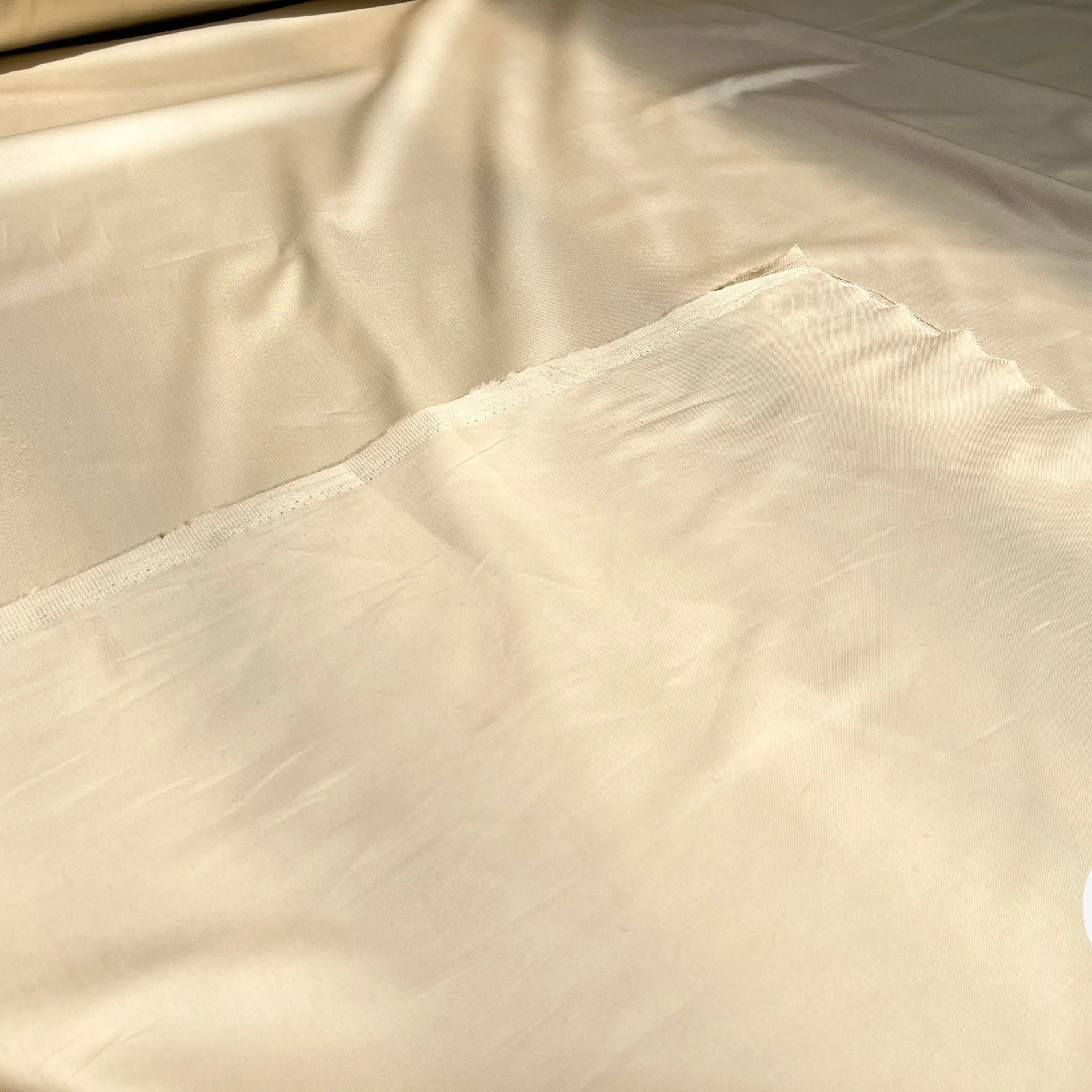 GABARDINE DE COTON STRETCH UNI BEIGE CLAIR ENVERS LISSE - My Little Coupon