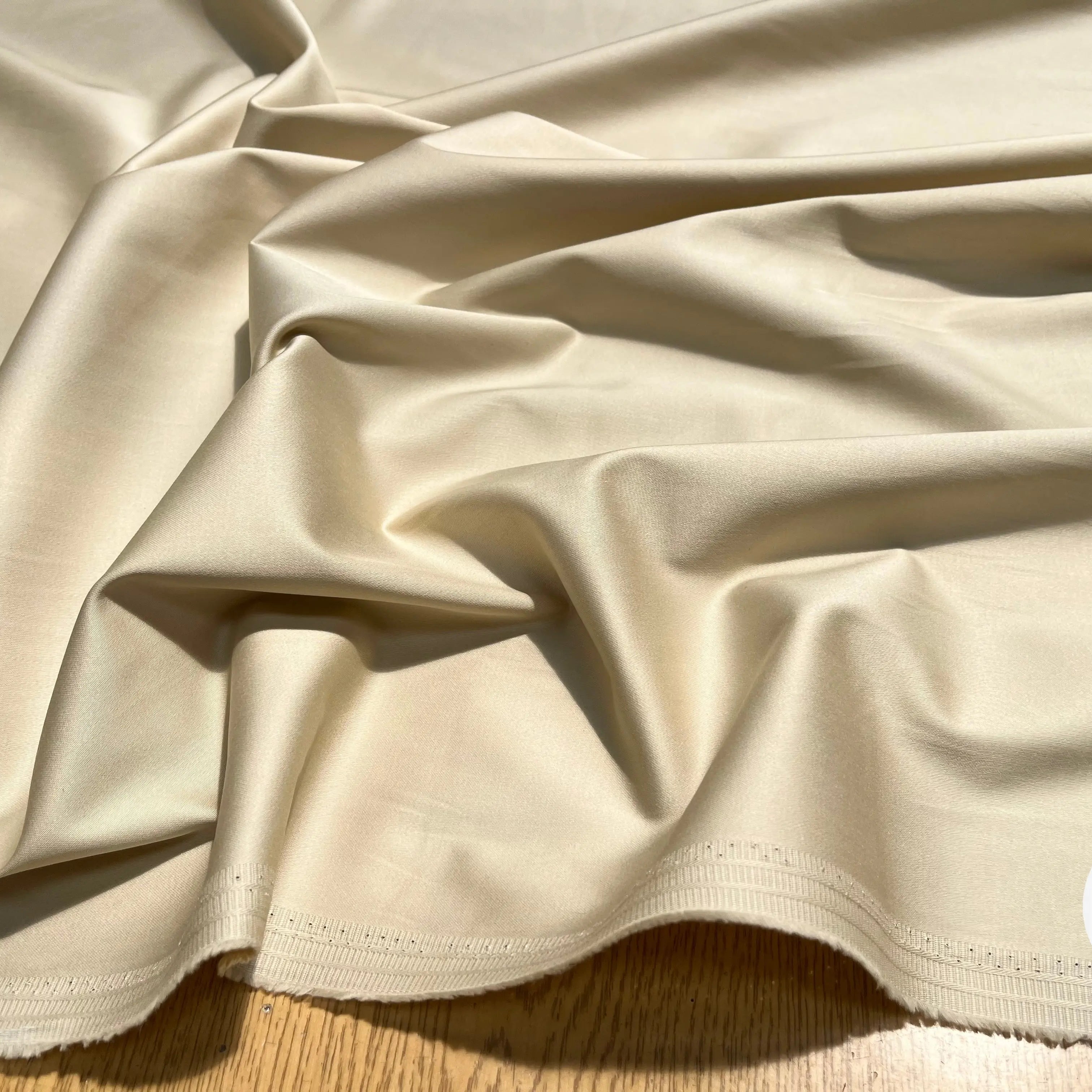 GABARDINE DE COTON STRETCH UNI BEIGE CLAIR ENVERS LISSE - My Little Coupon