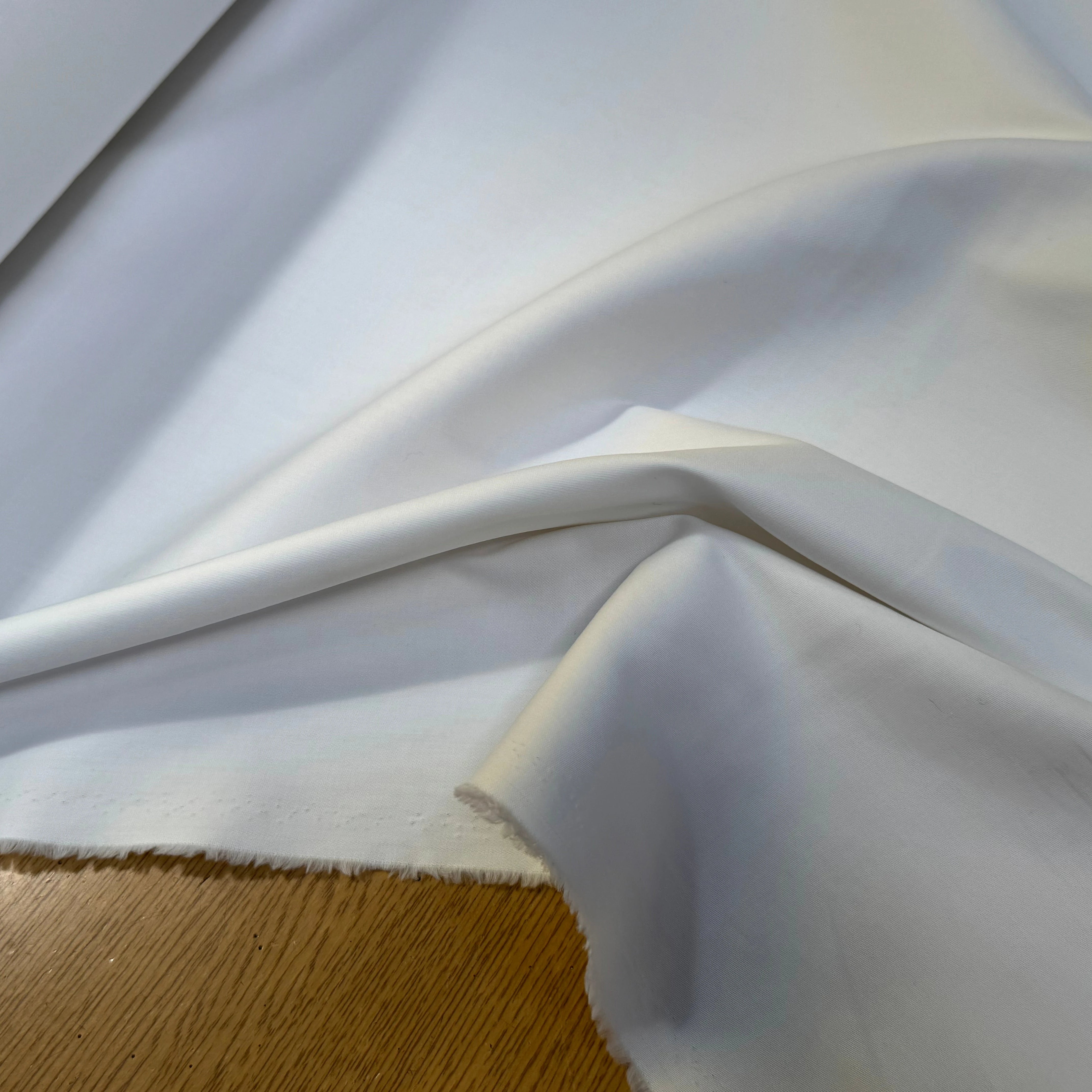 GABARDINE DE COTON TENUE LOURDE STRETCH FINEMENT SERGÉE BLANC TRÈS BEAU - My Little Coupon