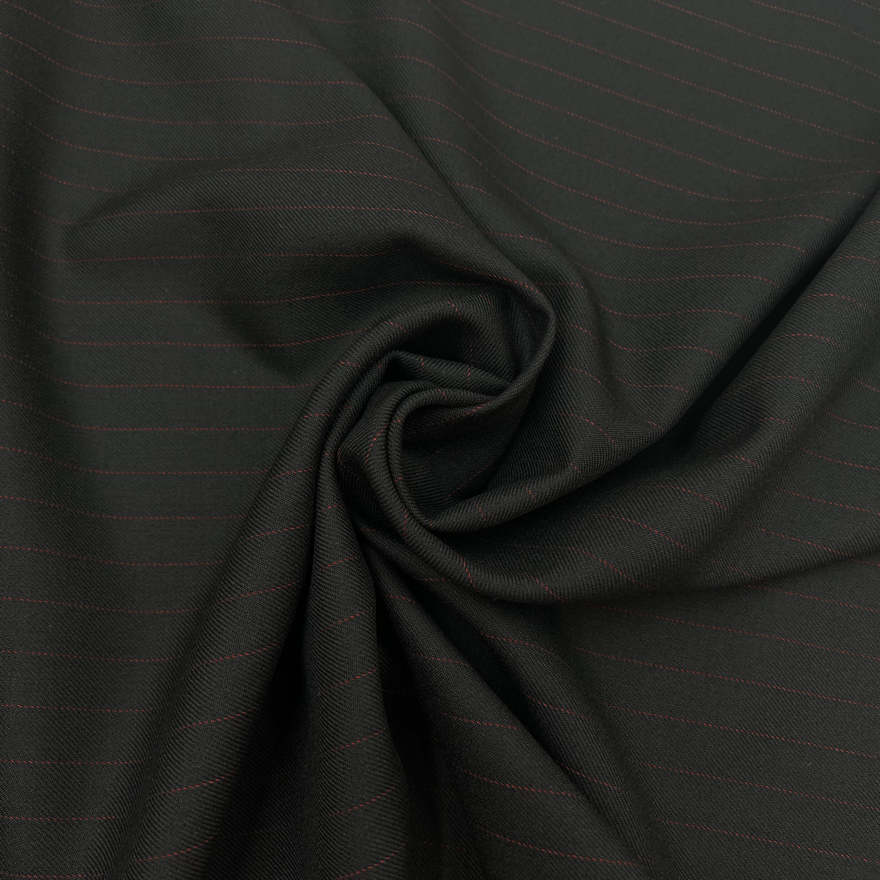 GABARDINE DE LAINE NOIRE FINE RAYURES ROUGE MSO