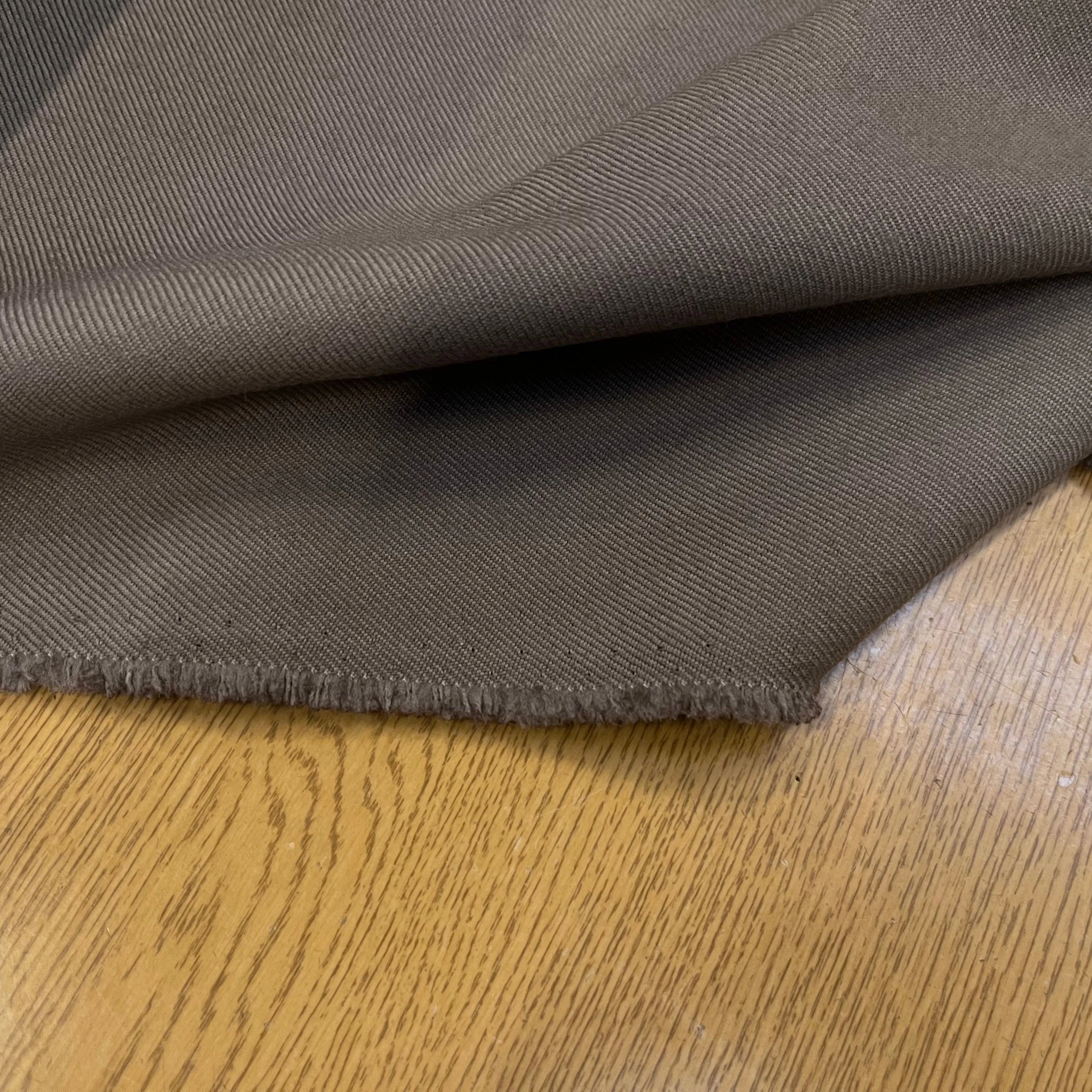 GABARDINE DE LAINE STRIÉE 70% LAINE LIGHT MOCHA - My Little Coupon