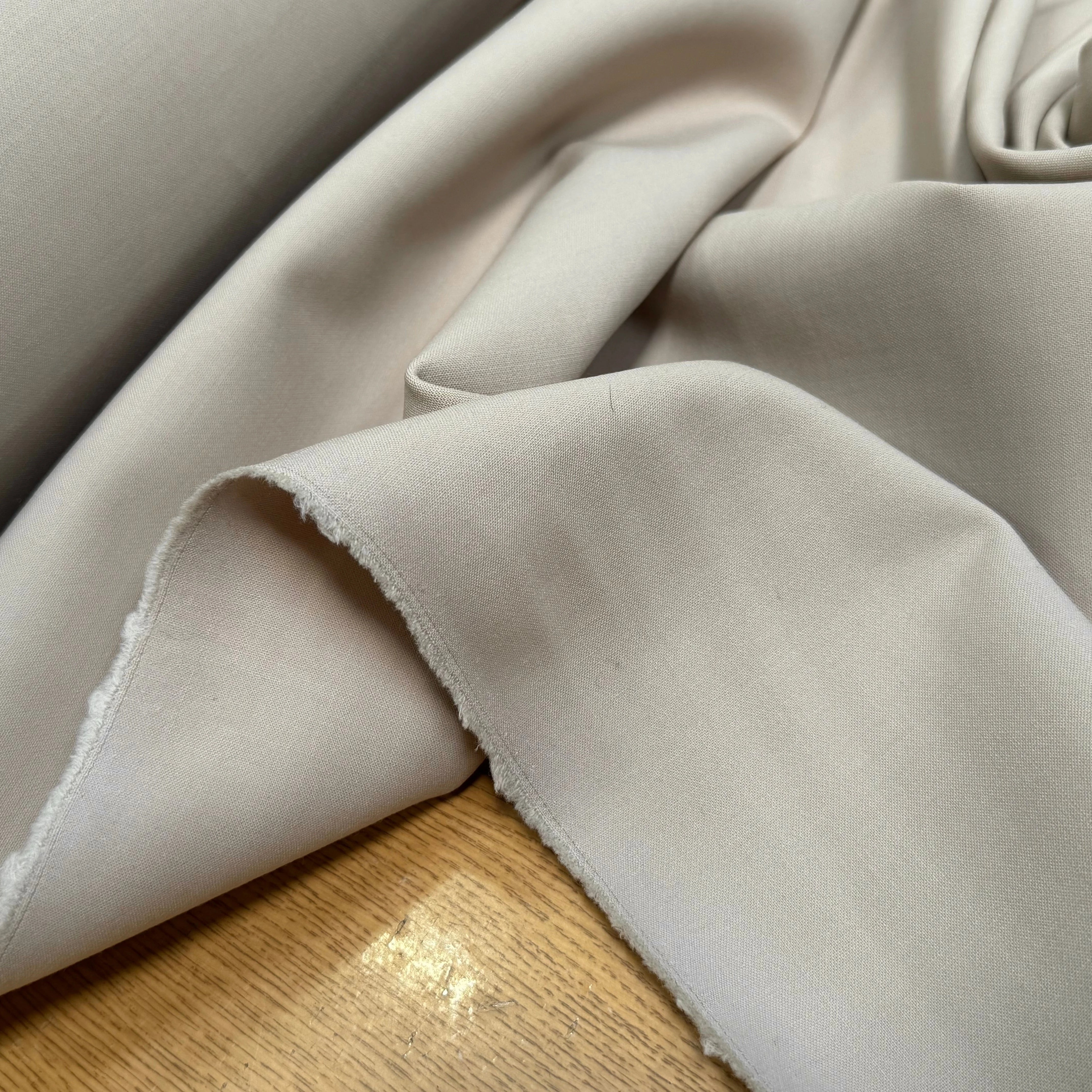 GABARDINE DE LAINE ULTRA BEAU TRÈS BELLE TENUE BEIGE PASTEL - My Little Coupon