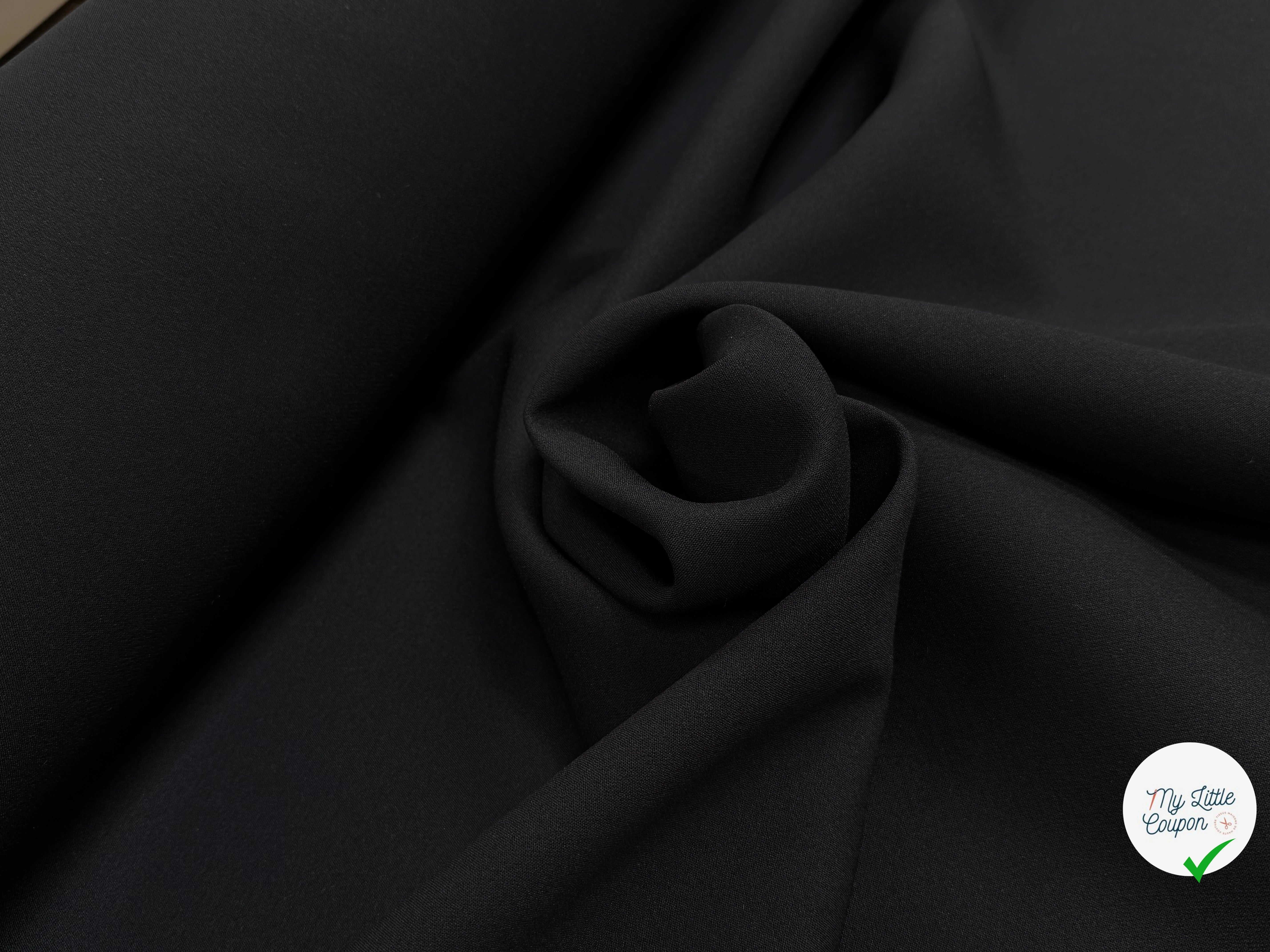 GABARDINE DOUBLE ÉTOFFE TRÈS LÉGÈREMENT SATINÉE NOIR STRETCH - My Little Coupon