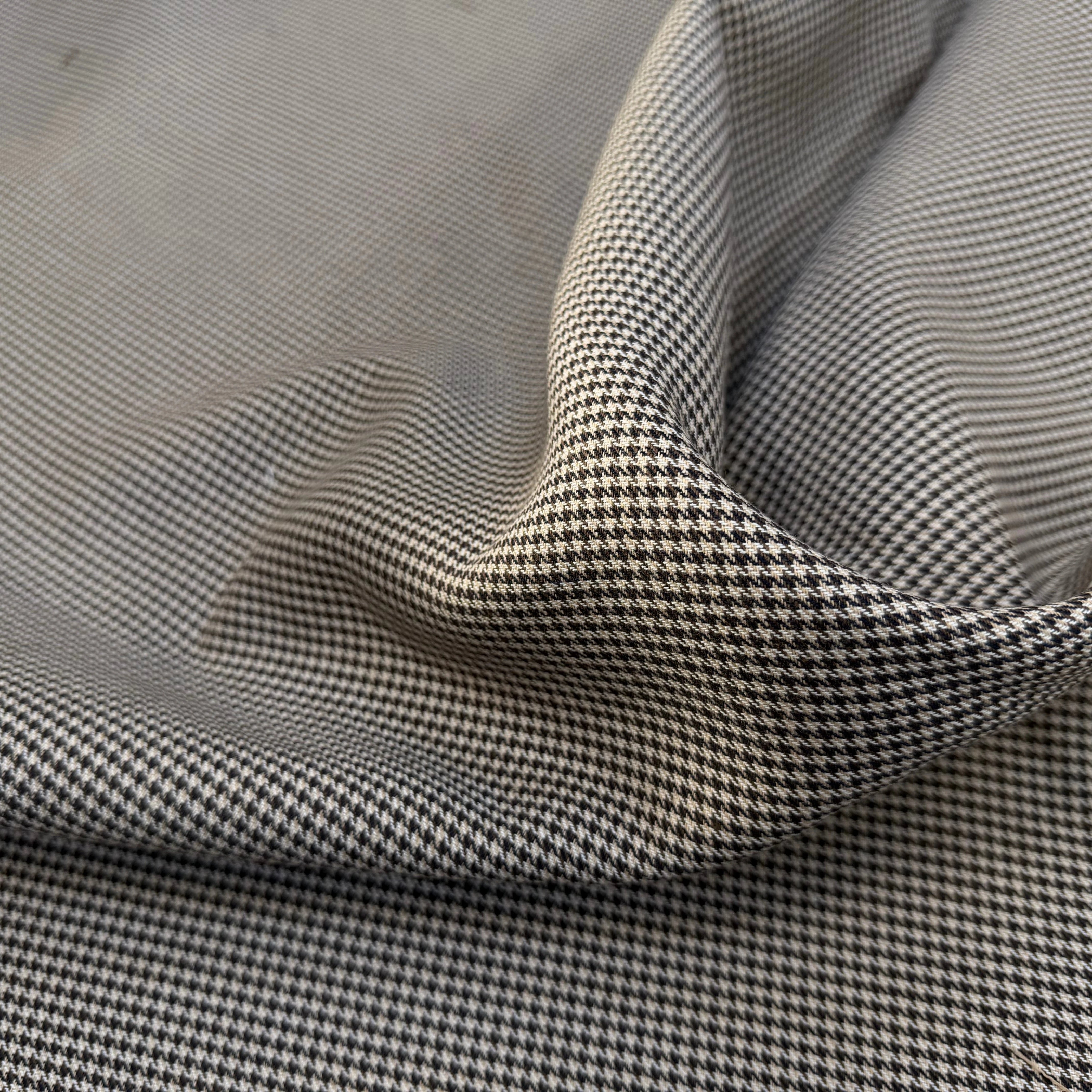 GABARDINE DOUBLE FACE MOTIF PIED DE POULE FACE SERGÉE - My Little Coupon