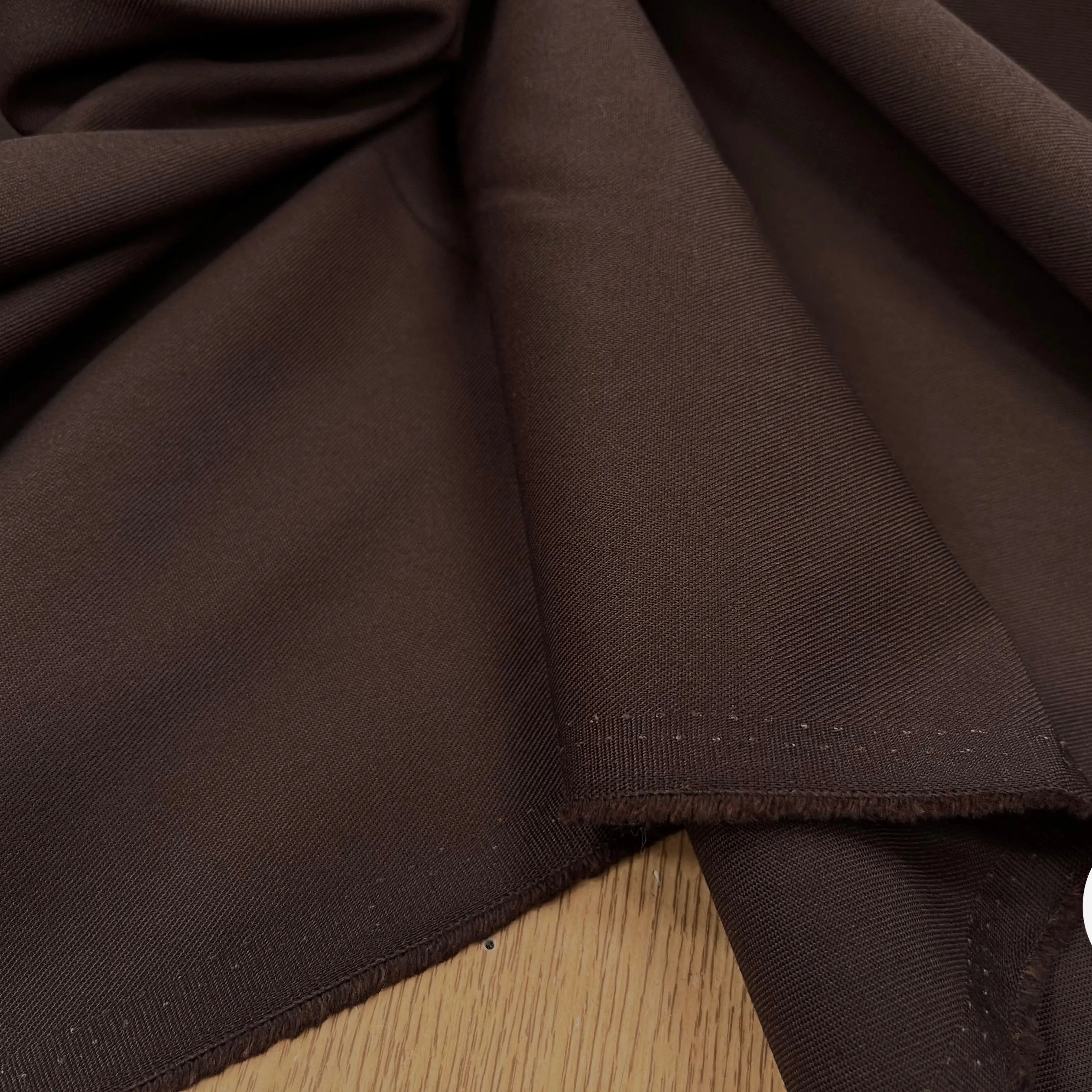 GABARDINE FINEMENT SERGÉE CHOCOLATE - My Little Coupon