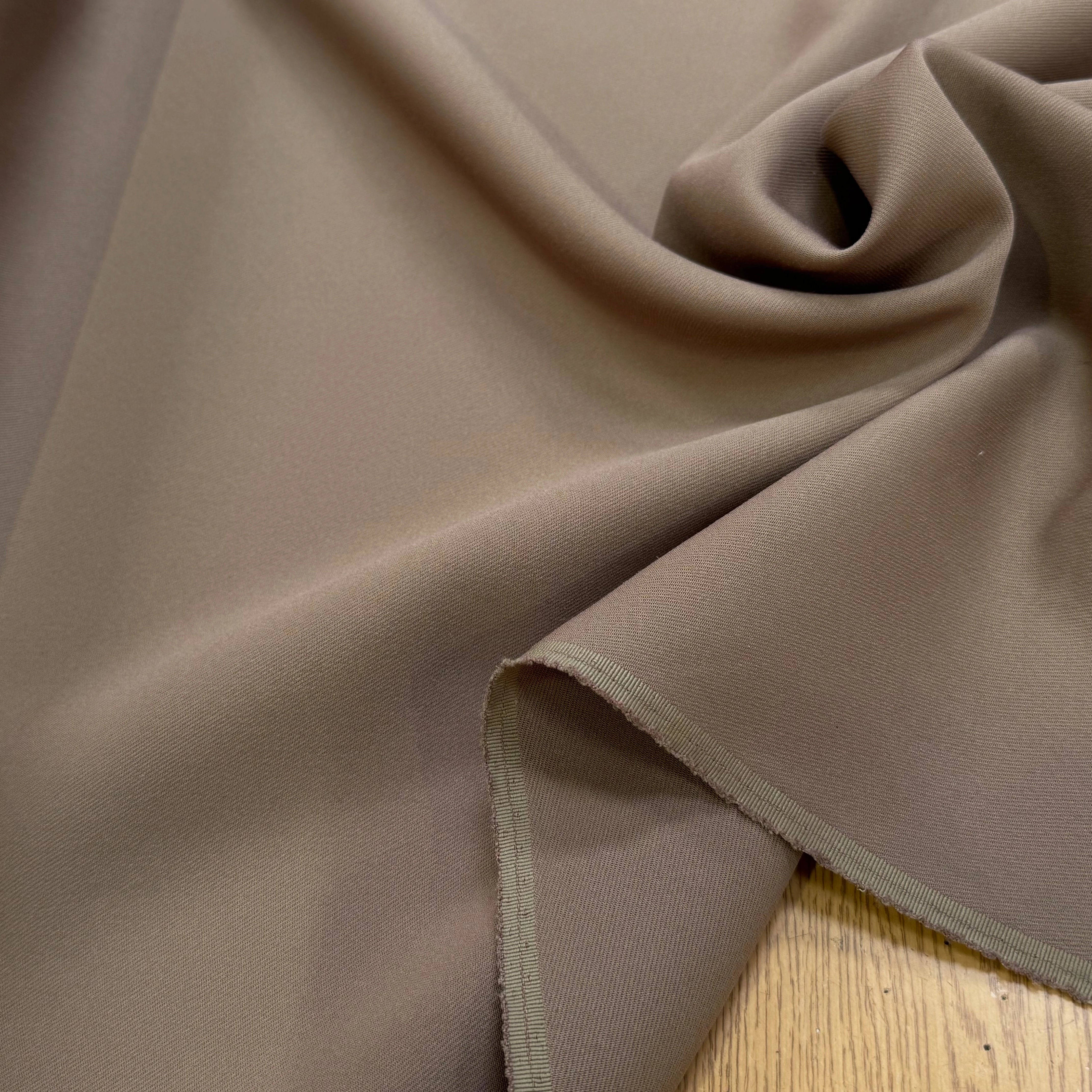 GABARDINE JAPON QUALITÉ COUTURE BEAU TOMBÉ CAFÉ - My Little Coupon
