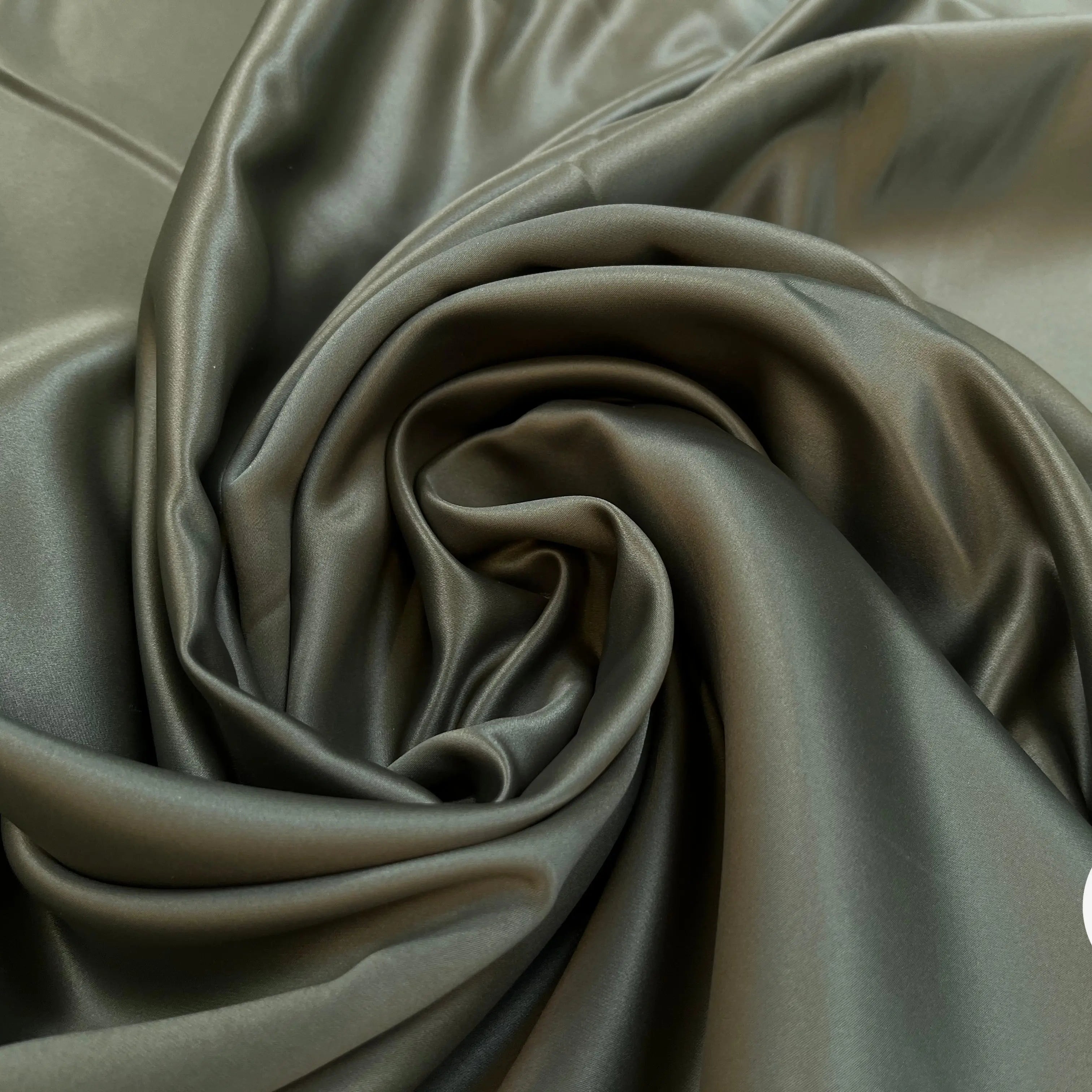 GABARDINE LÉGÈREMENT SATINÉE VERT OLIVE - My Little Coupon