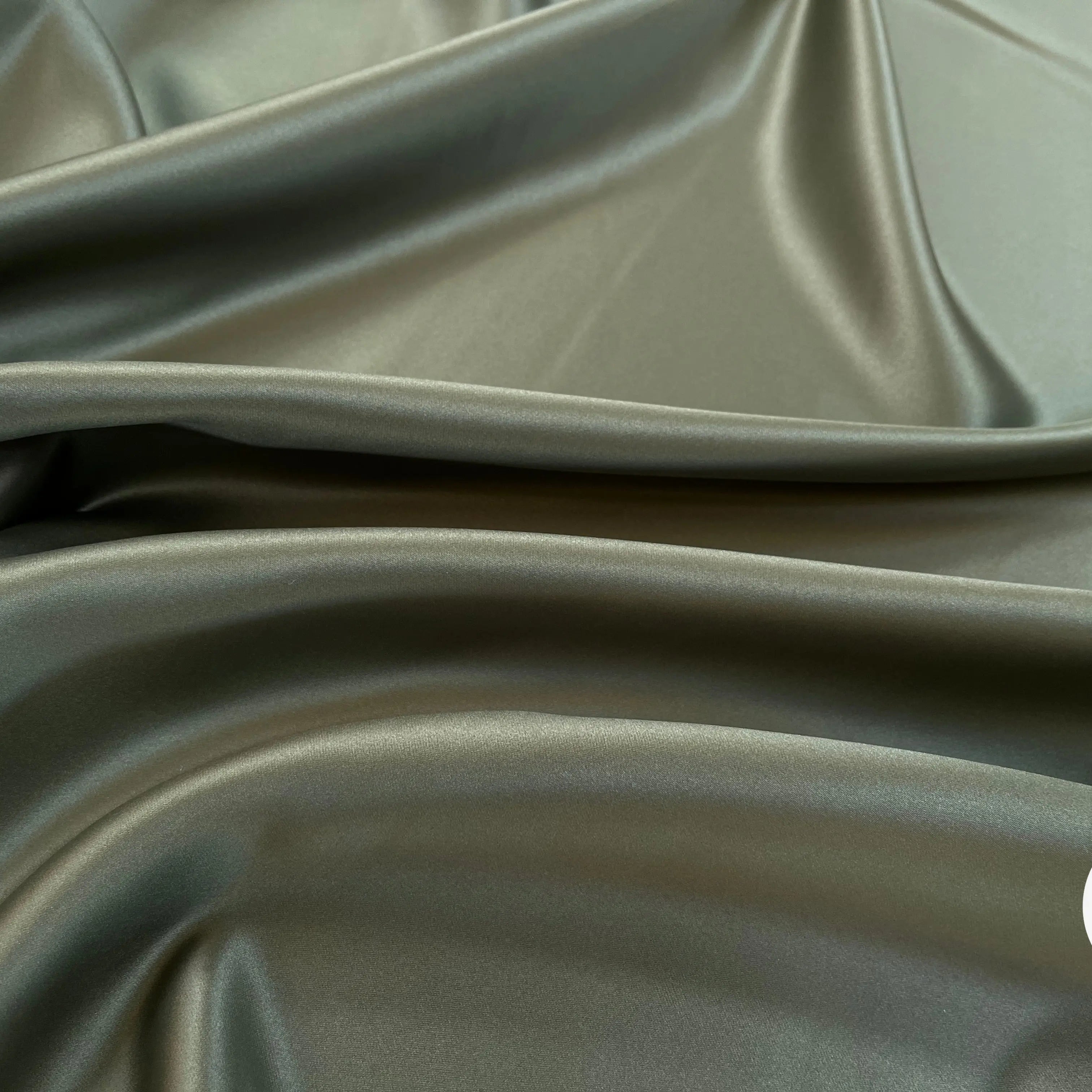 GABARDINE LÉGÈREMENT SATINÉE VERT OLIVE - My Little Coupon