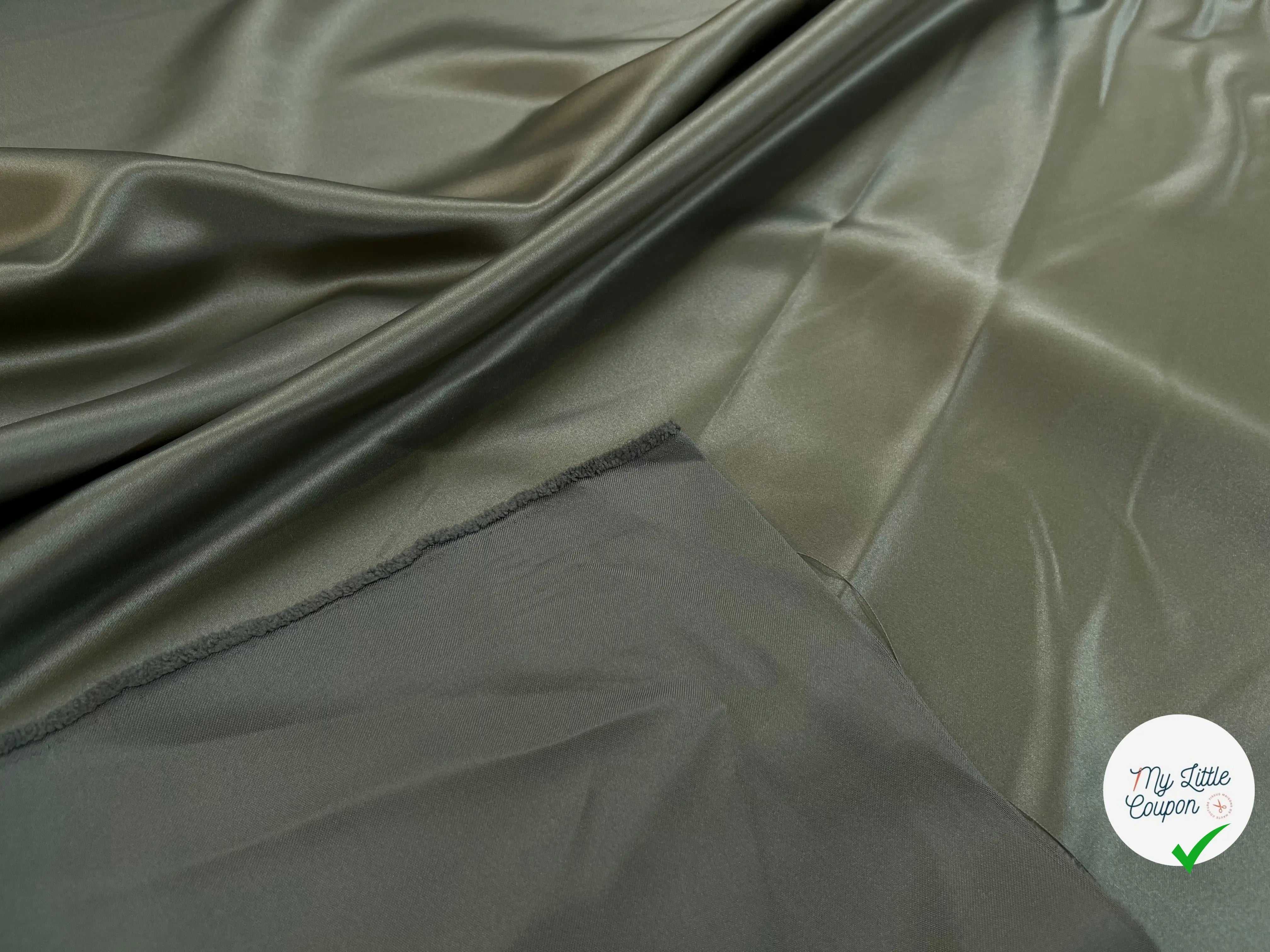 GABARDINE LÉGÈREMENT SATINÉE VERT OLIVE - My Little Coupon