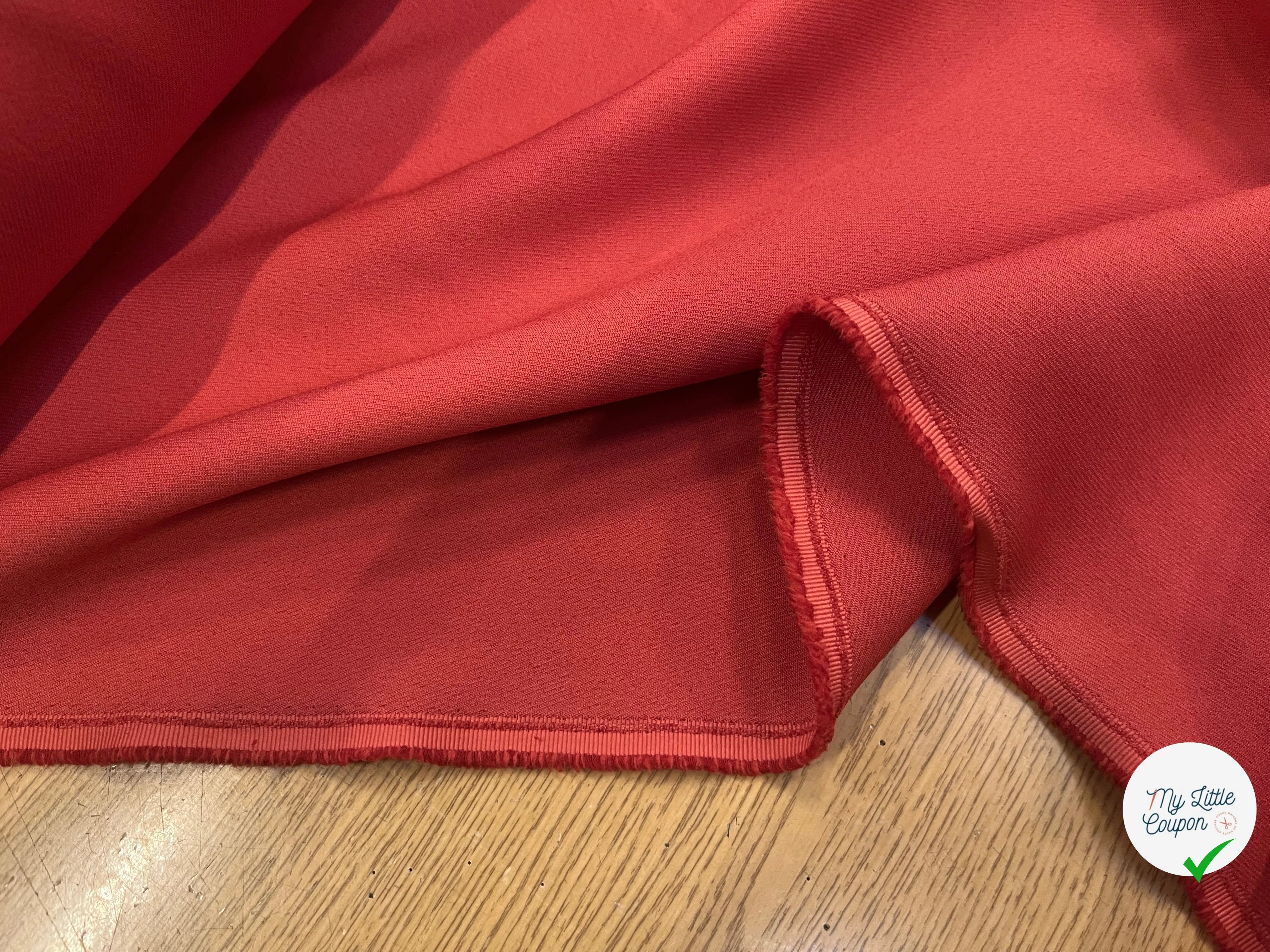 GABARDINE LÈGEREMENT STRIÉE POLYESTER COULEUR POPPY - My Little Coupon