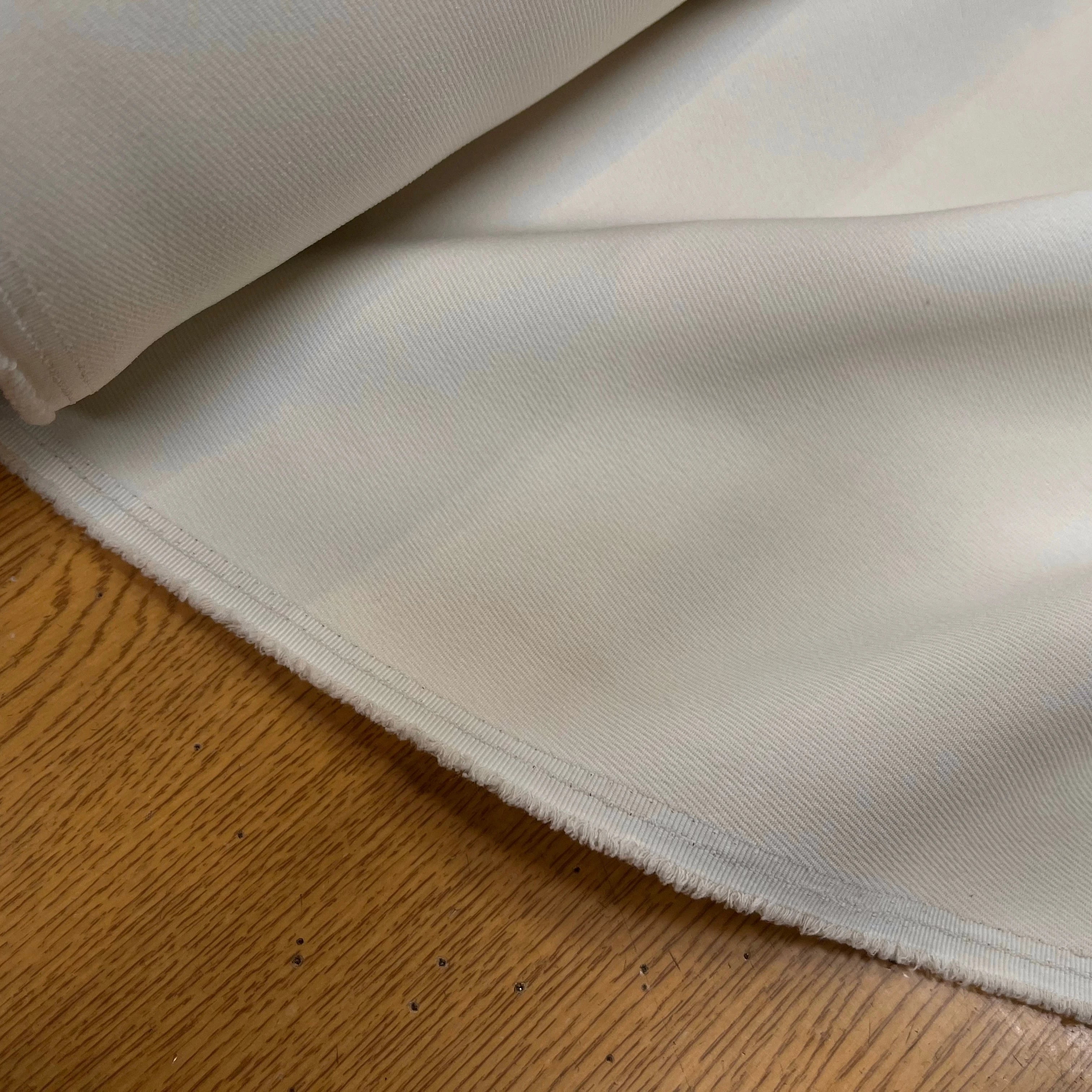 GABARDINE LEGÈREMENT STRIÉE SOUPLE POLYESTER OAT MEAT 130CM - My Little Coupon