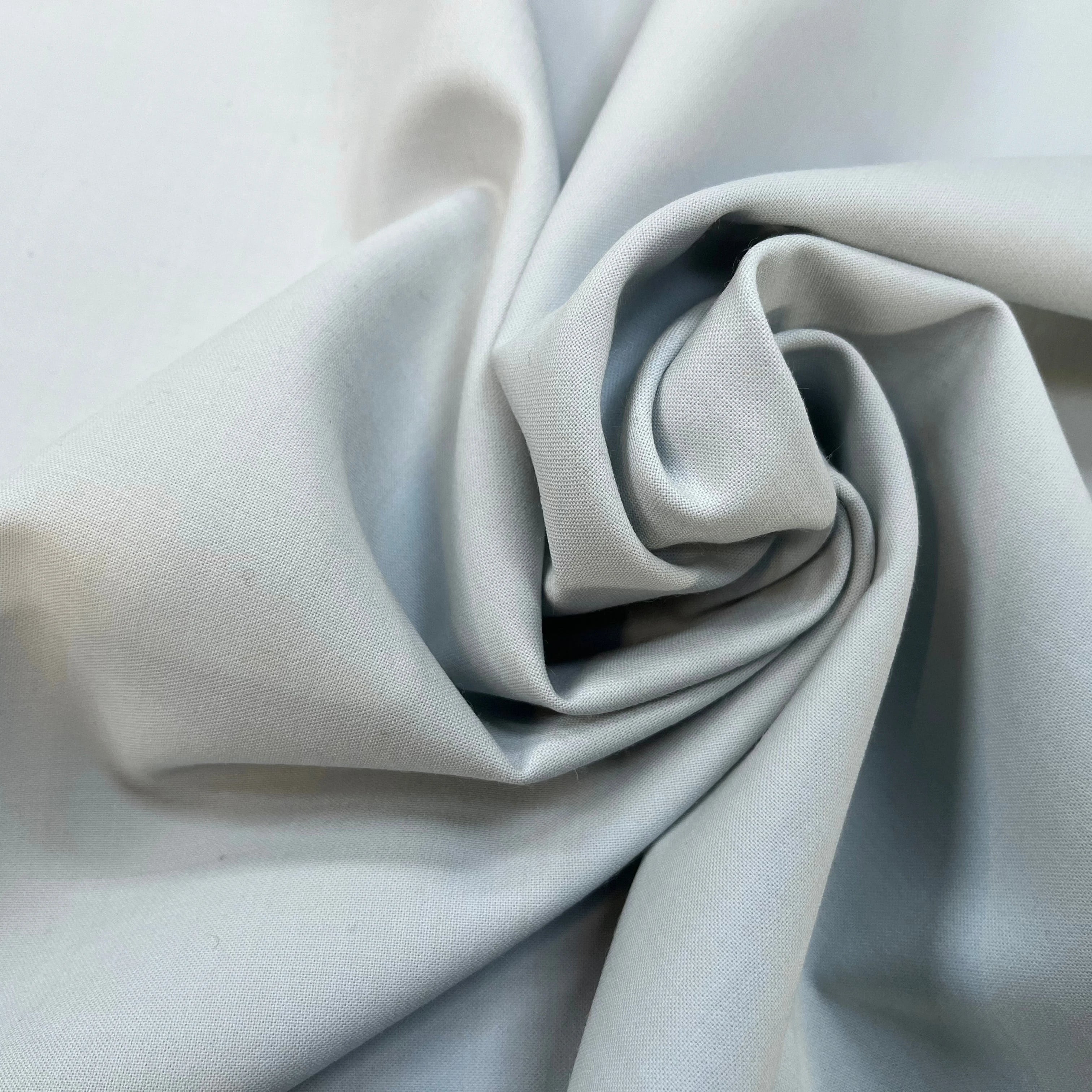 GABARDINE LOURDE 41% LAINE VIERGE BLEU CLAIR 144CM - My Little Coupon