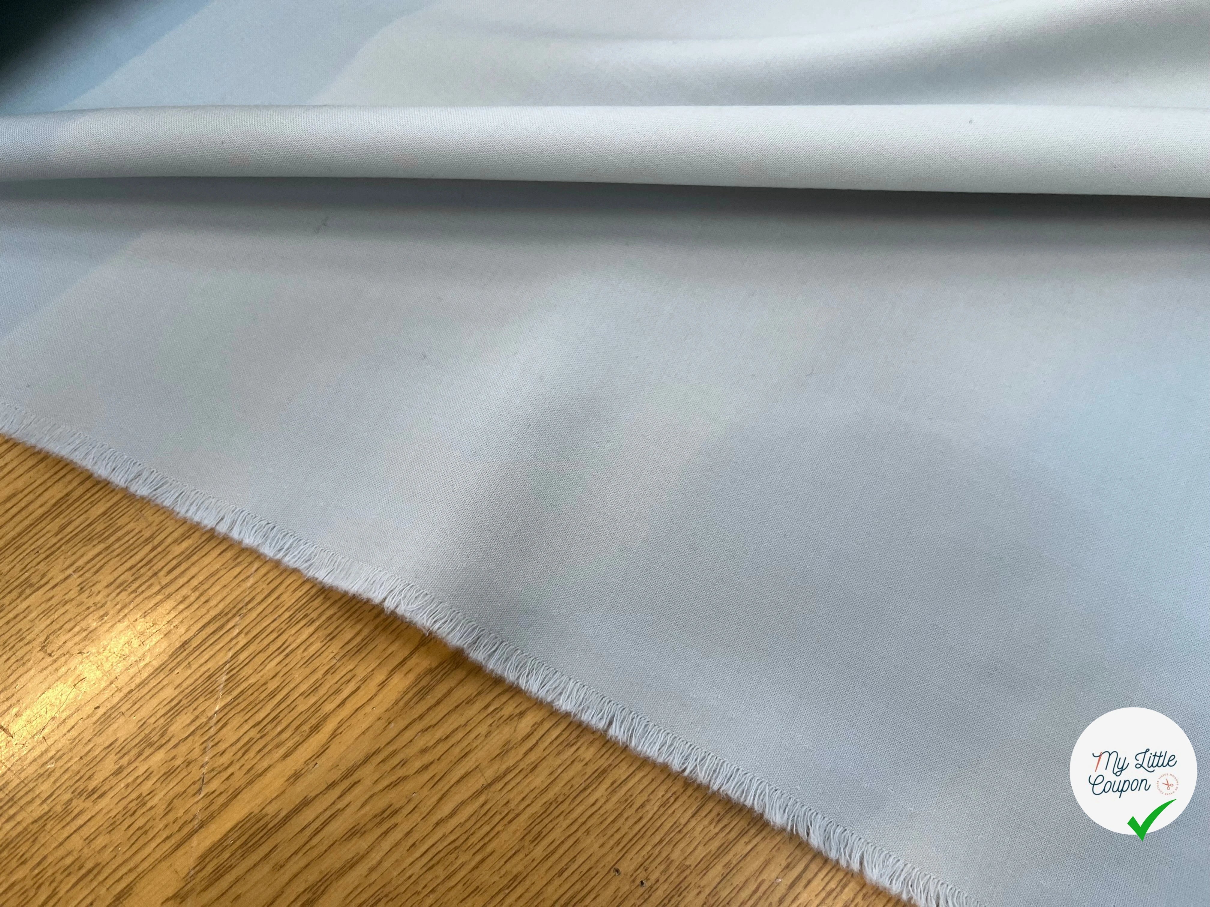 GABARDINE LOURDE 41% LAINE VIERGE BLEU CLAIR 144CM - My Little Coupon