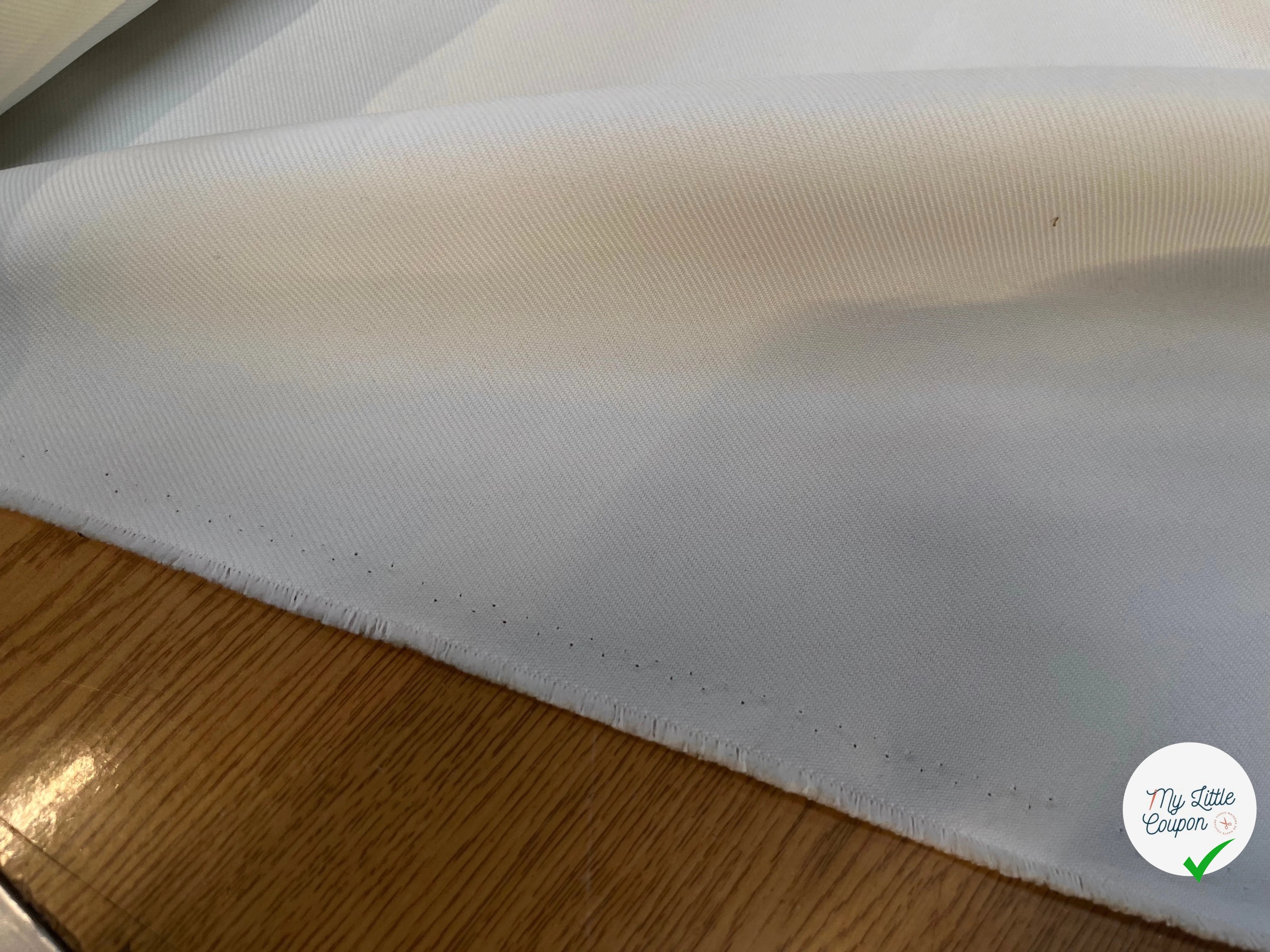 GABARDINE LOURDE POLYESTER BLANCHE LÉGÈREMENT CASSÉE 152CM - My Little Coupon