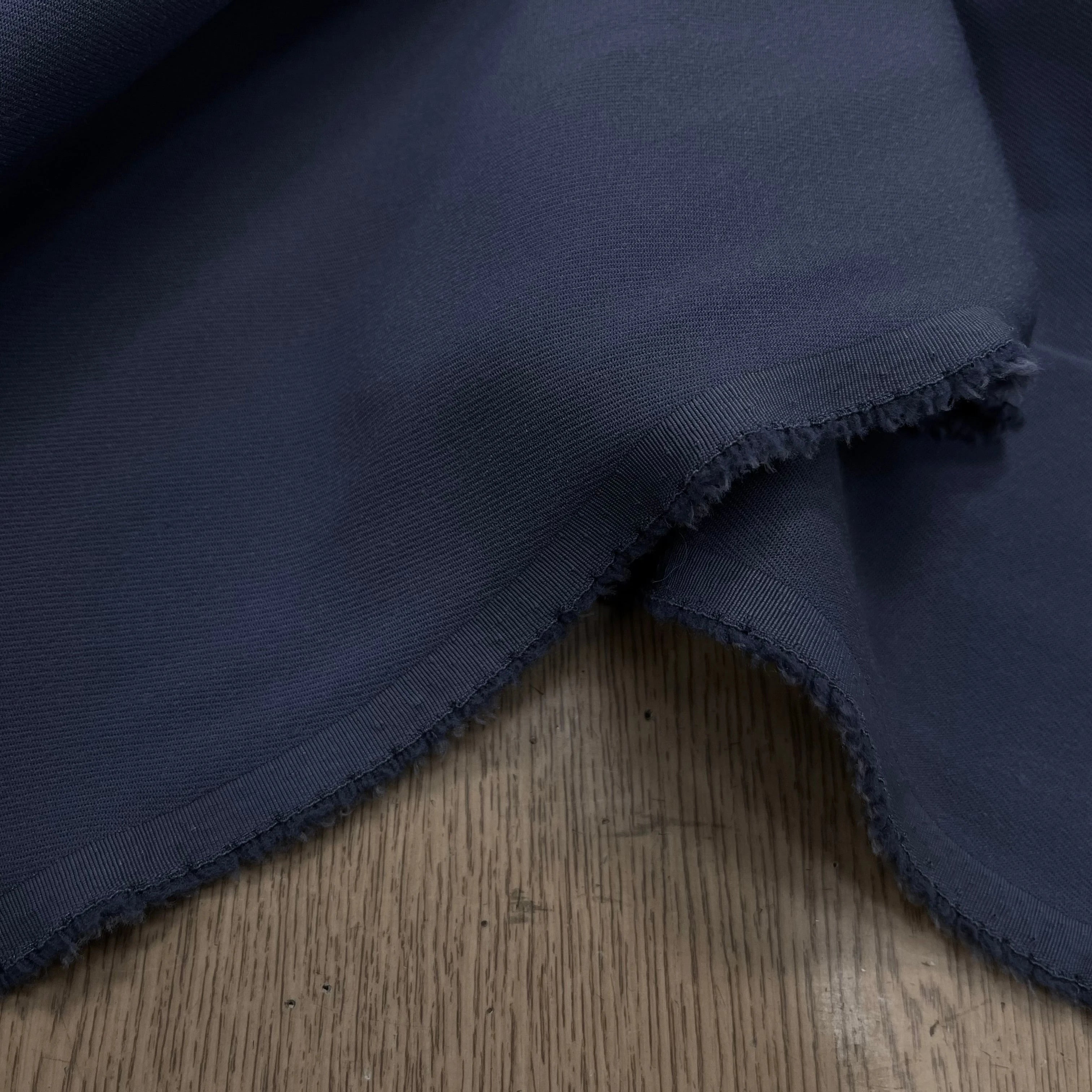 GABARDINE LOURDE POLYESTER BLEU 130CM JAPAN - My Little Coupon