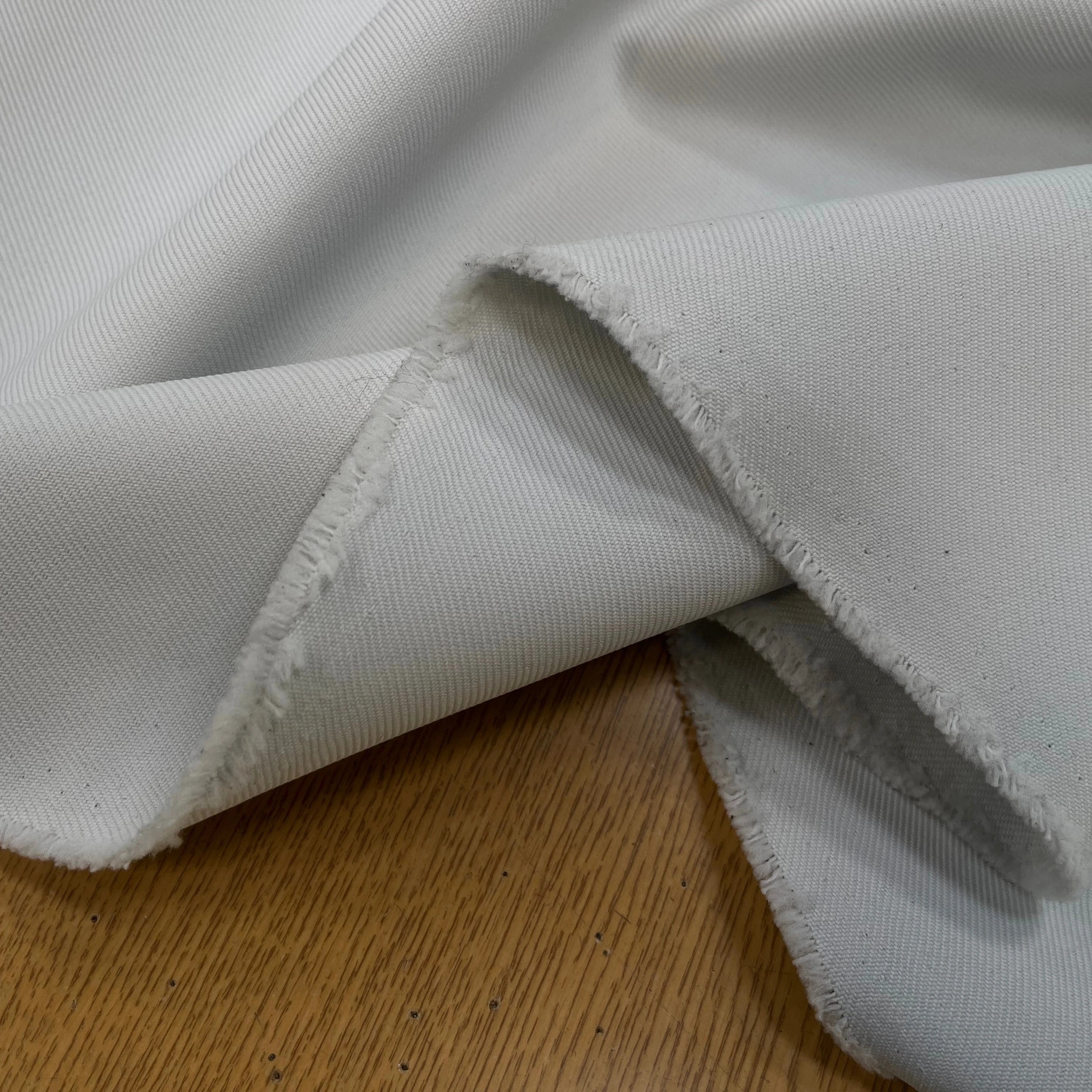 GABARDINE LOURDE STRIÉE DIRTY WHITE POLYESTER - My Little Coupon