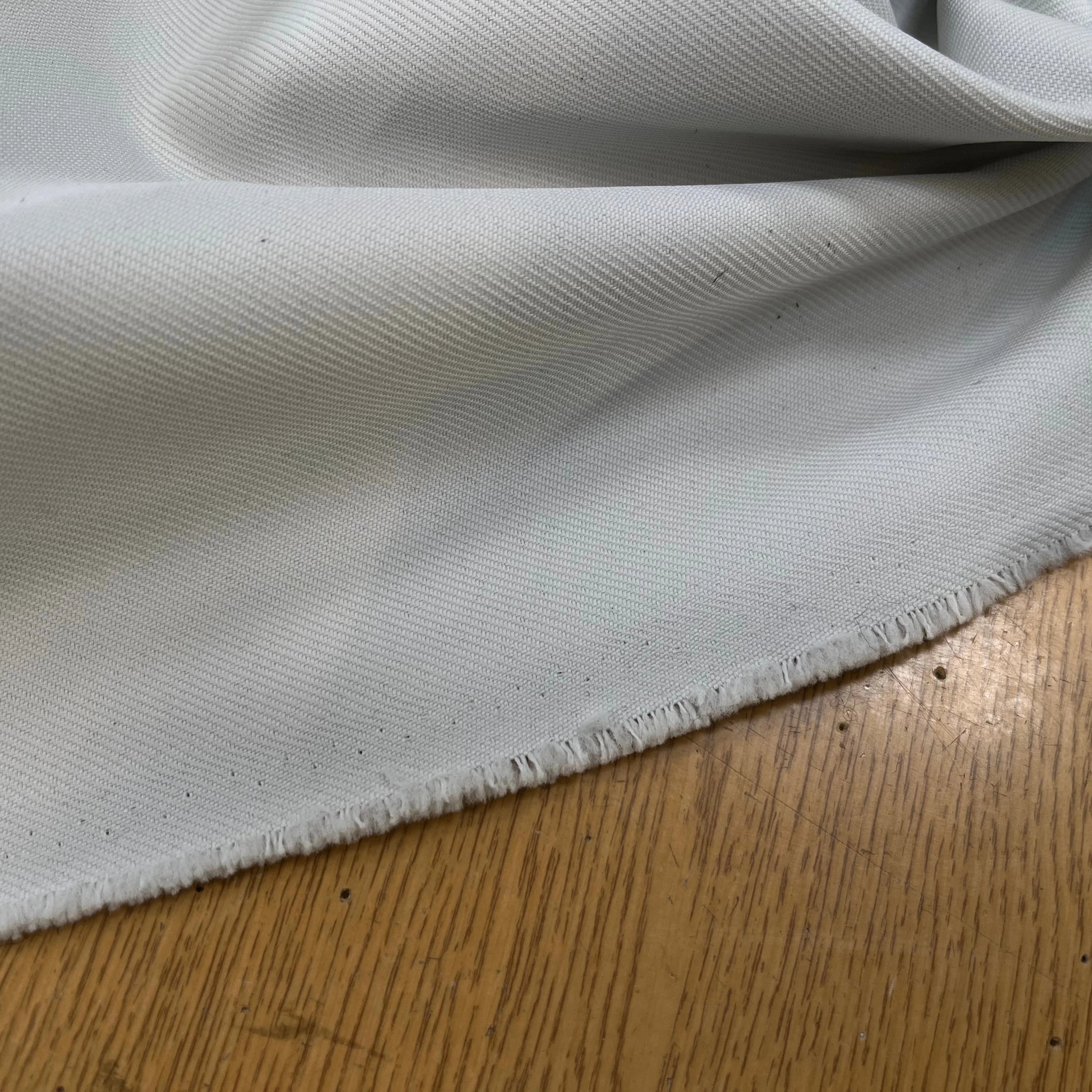 GABARDINE LOURDE STRIÉE DIRTY WHITE POLYESTER - My Little Coupon