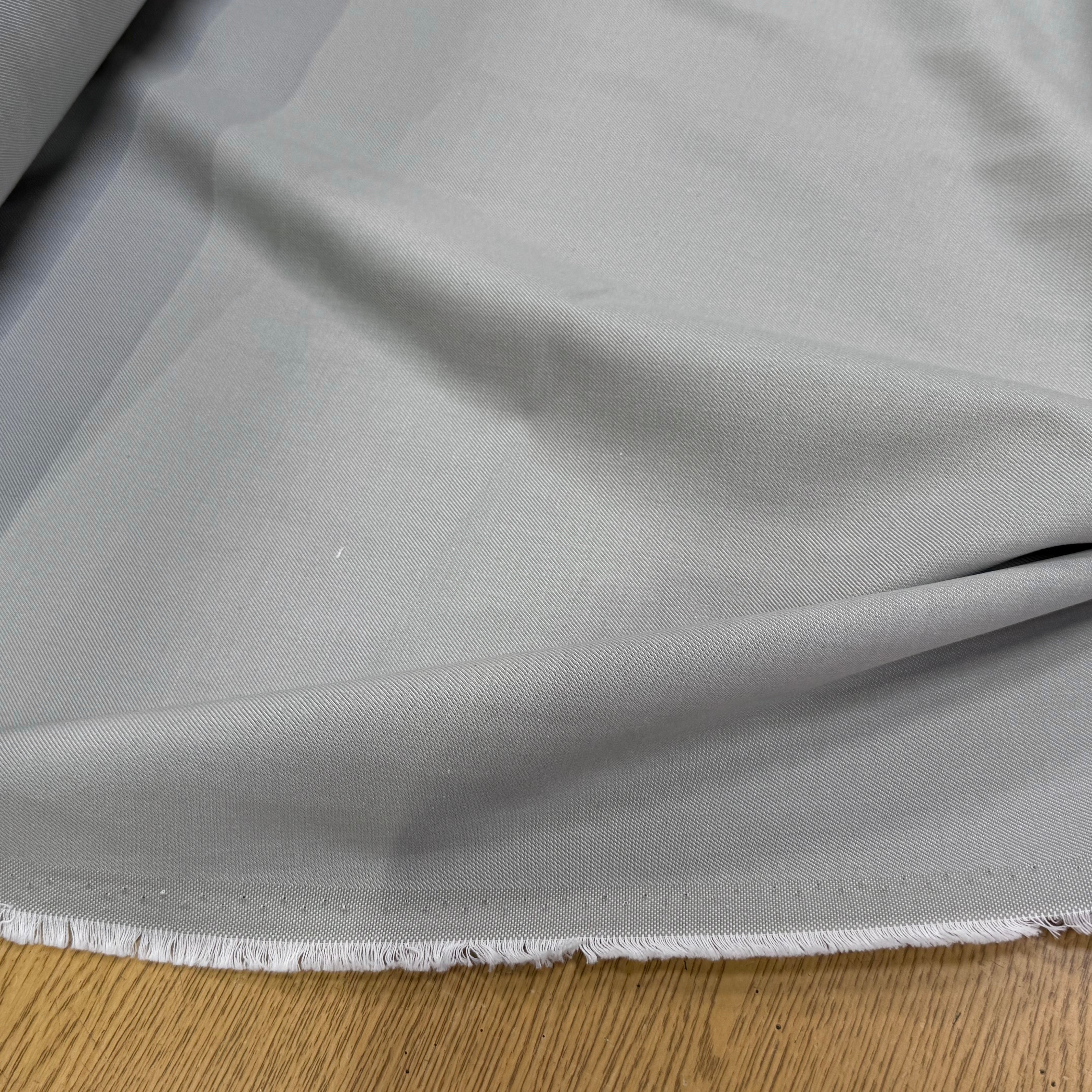 GABARDINE NATTÉE DE COTON LOURDE GRIS MARBRE TENUE IMPÉCABLE - My Little Coupon