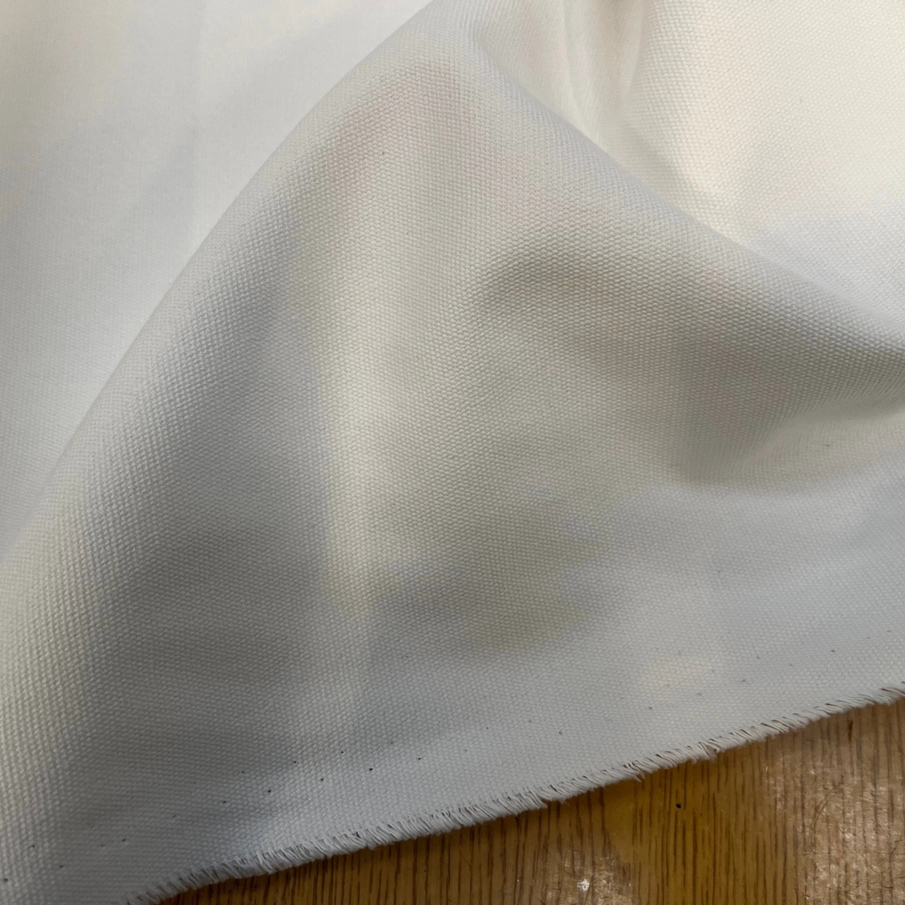 GABARDINE PIQUÉE EFFET CRAQUANTE BLANC PLÂTRE - My Little Coupon