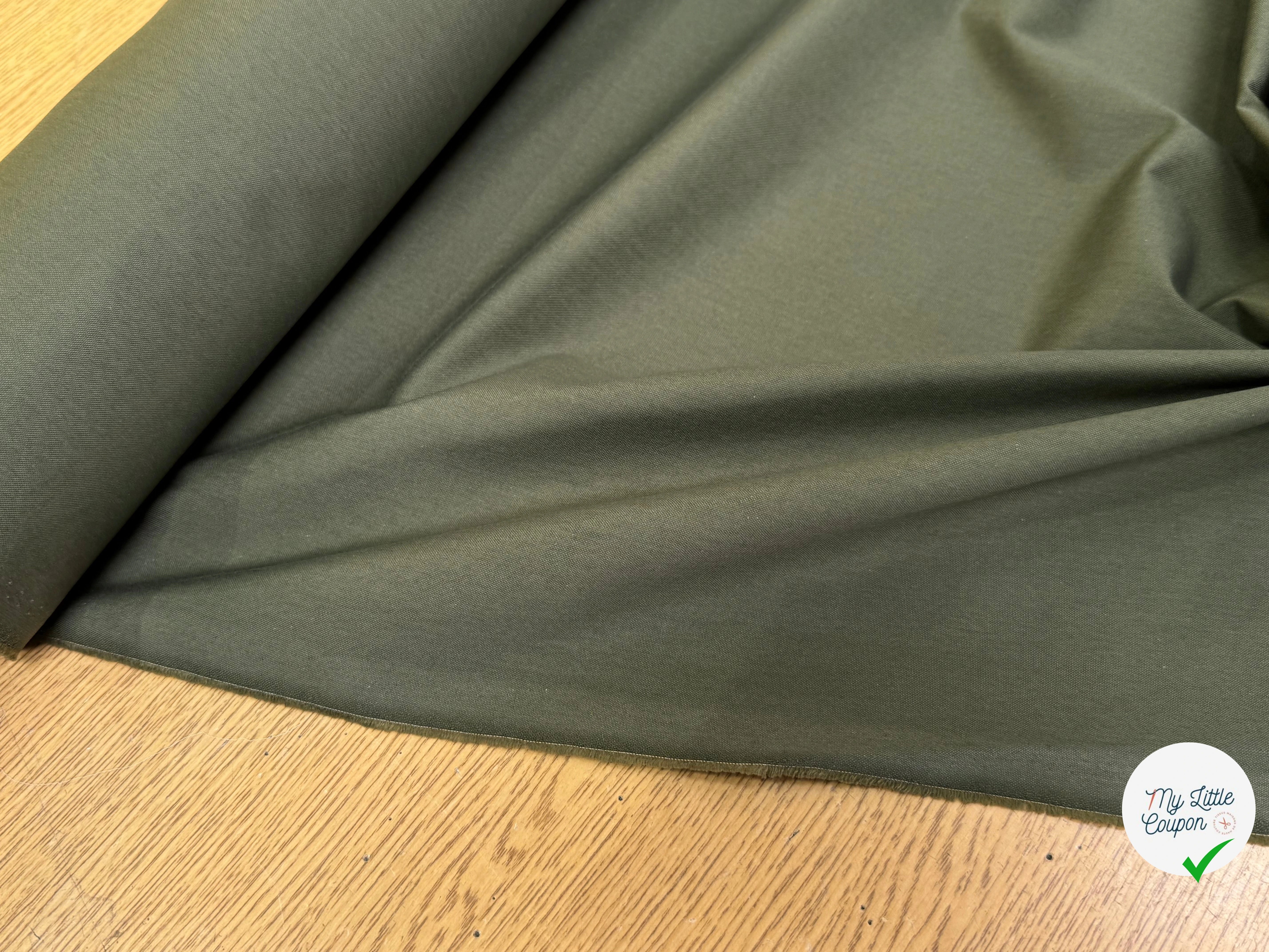 GABARDINE POLYCOTON VERT KAKI TENUE SOYEUSE - My Little Coupon