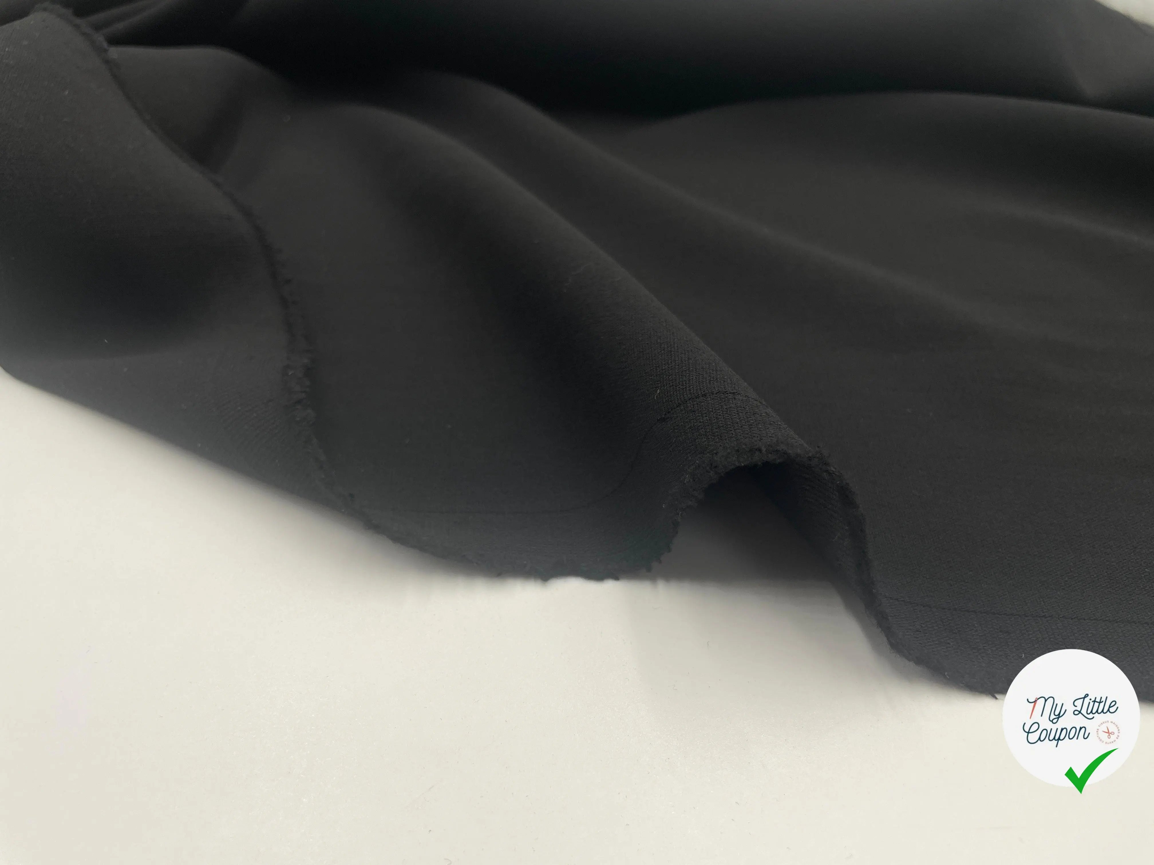 GABARDINE POLYLAINE STRETCH NOIR LÉGÈRE RAYURES TRÈS ÉLÉGANTES - My Little Coupon - tissu - coudre