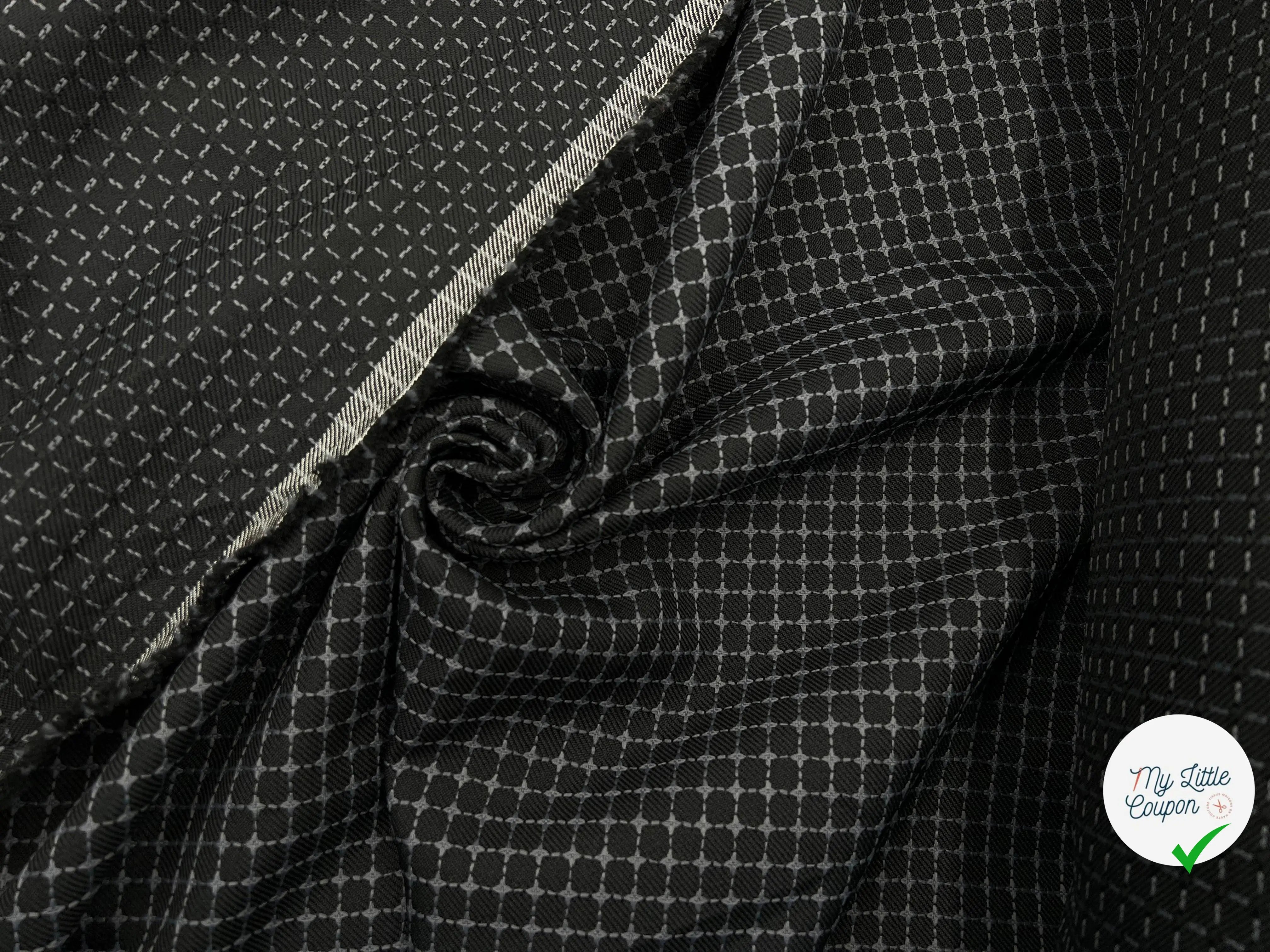 GABARDINE REBRODEE DE CARREAUX GRIS ANTHRACITE - My Little Coupon - tissu - coudre