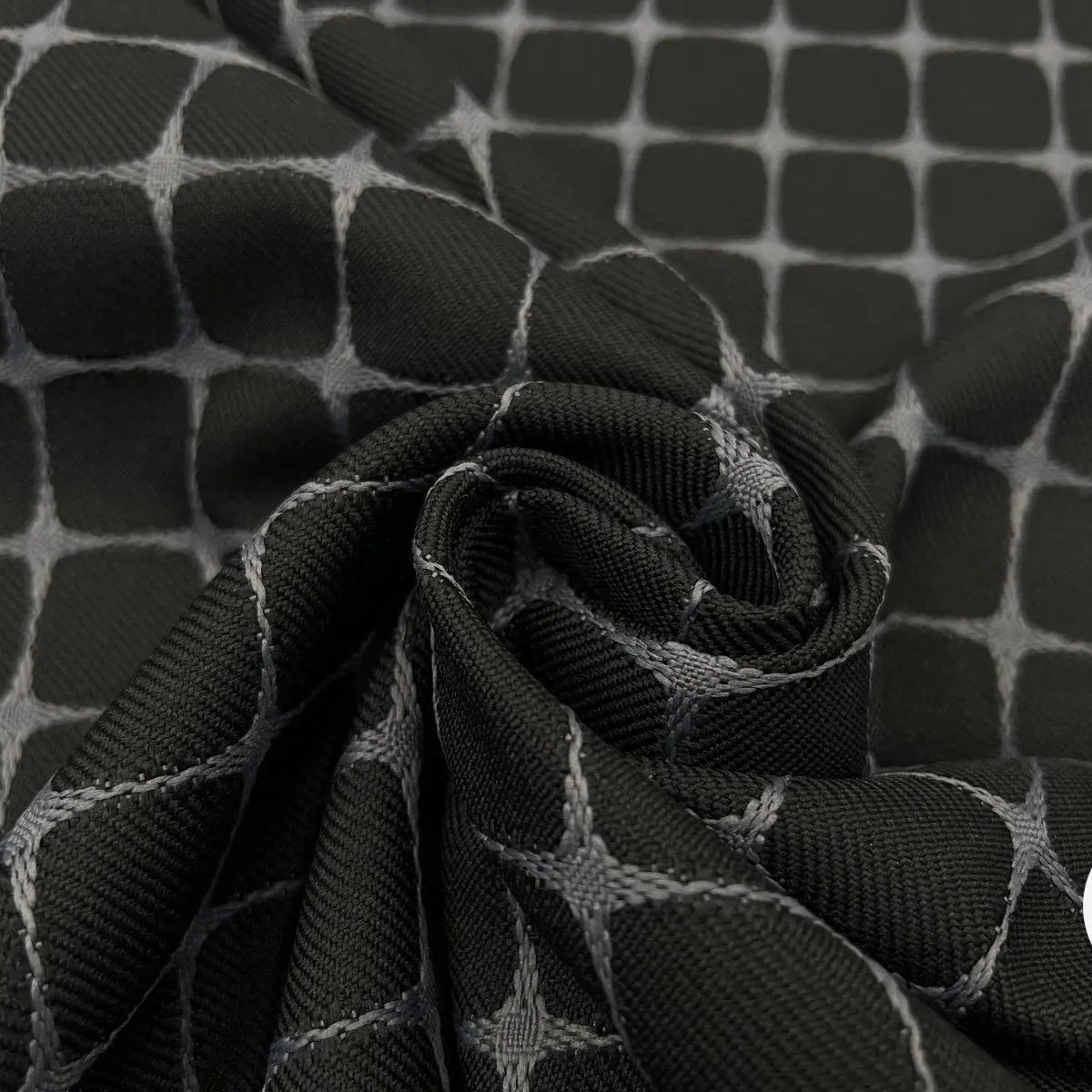 GABARDINE REBRODÉE DE CARREAUX - My Little Coupon - tissu - coudre