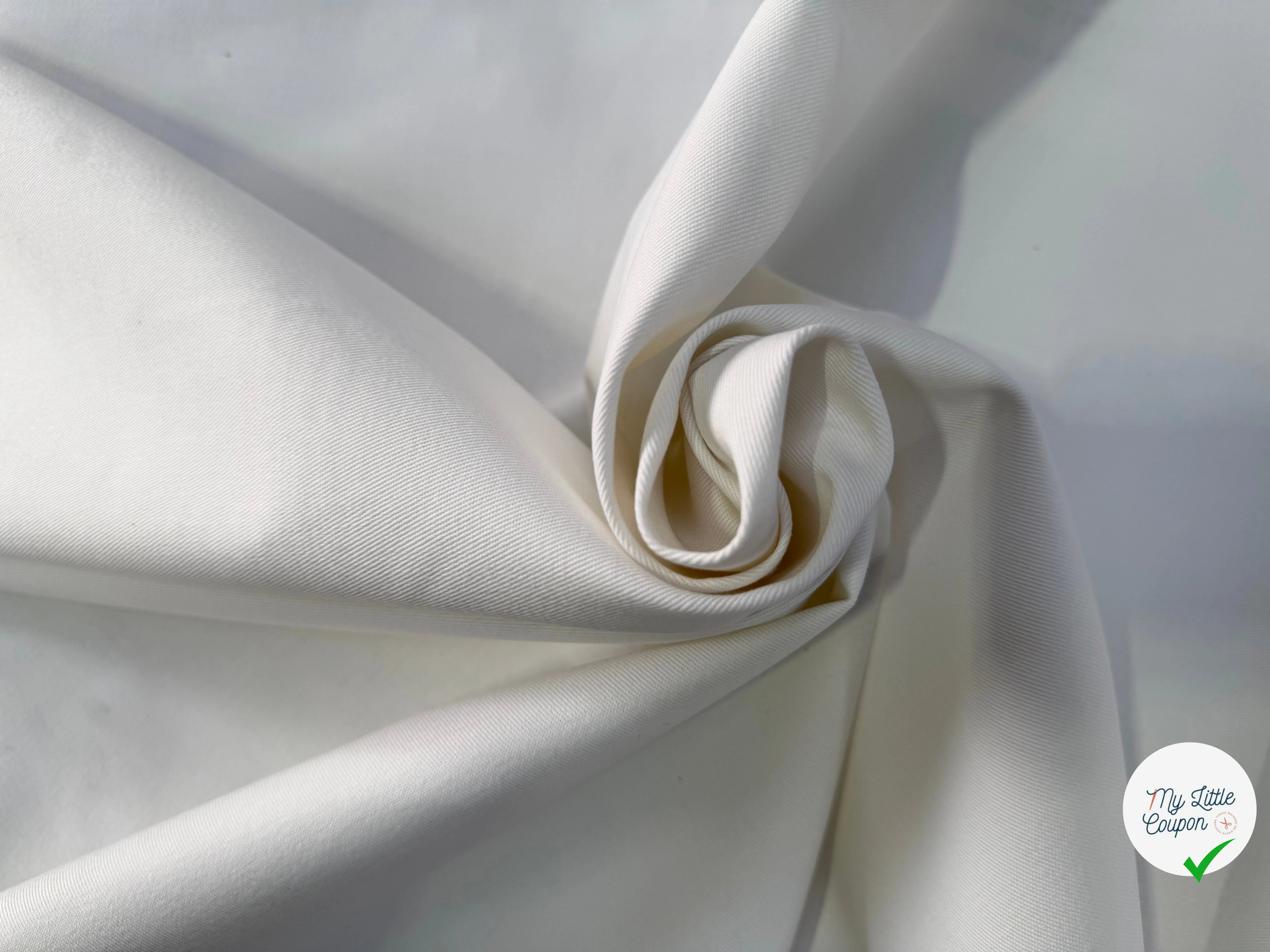 GABARDINE SERGÉE 100% COTON BLANC 802 150 CM - My Little Coupon
