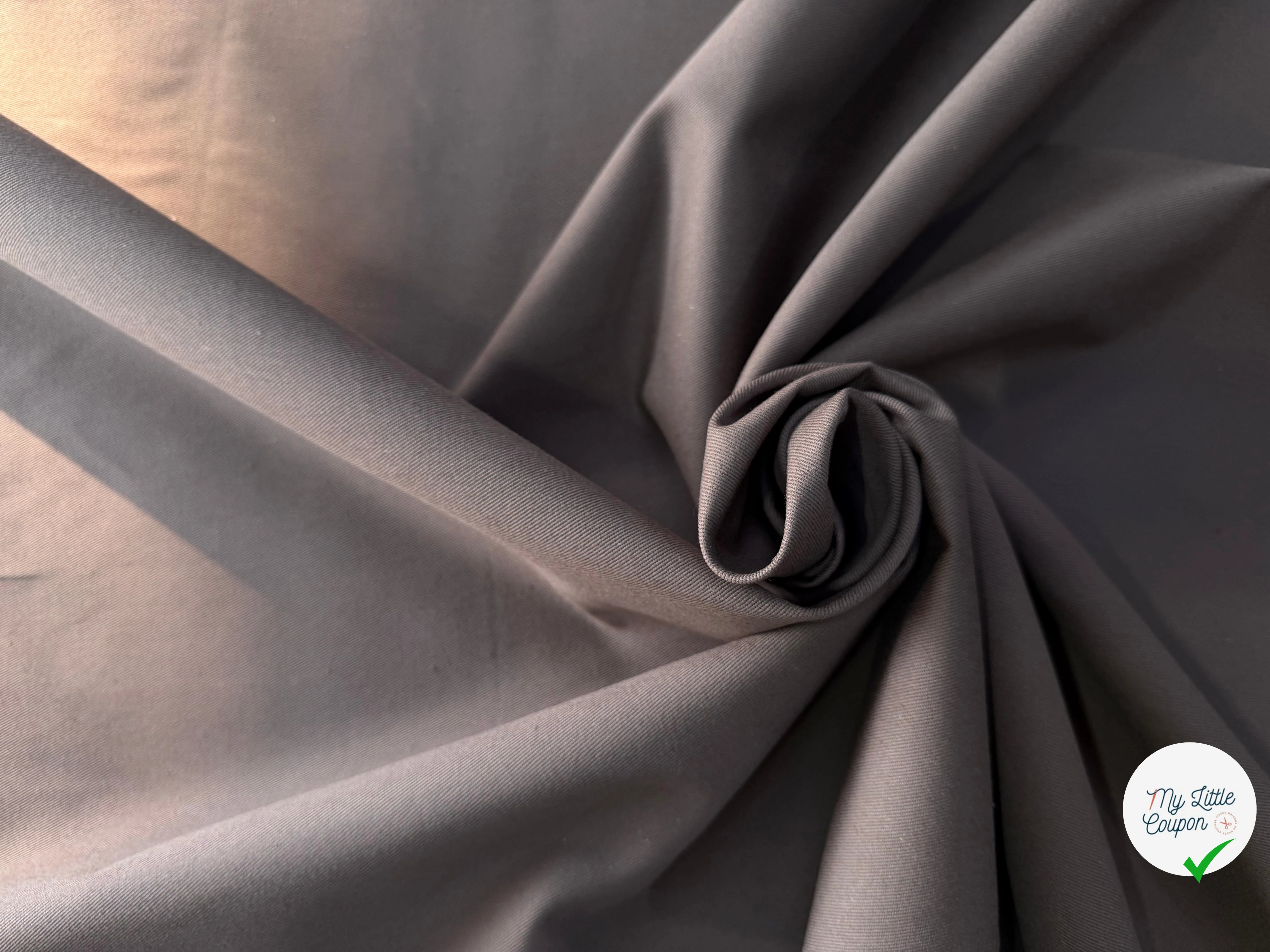 GABARDINE SERGÉE 100% COTON GASOIL 840 150 CM - My Little Coupon